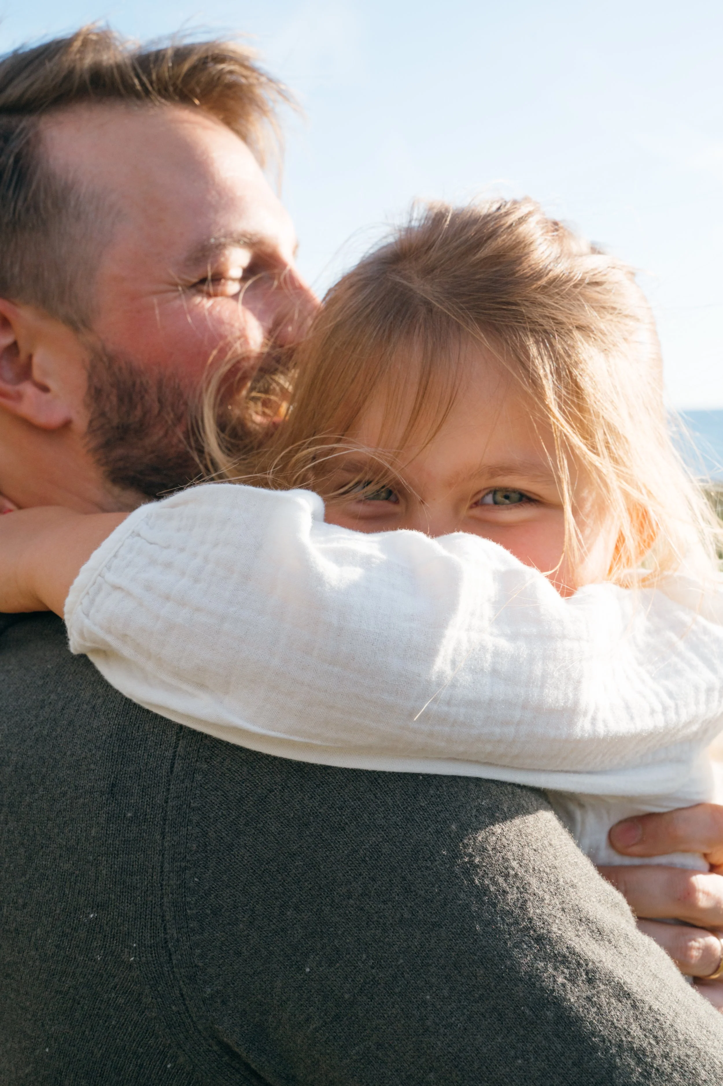 JuliaHaraldsonPhotography_2025_EmmaJfamilj-27.jpg