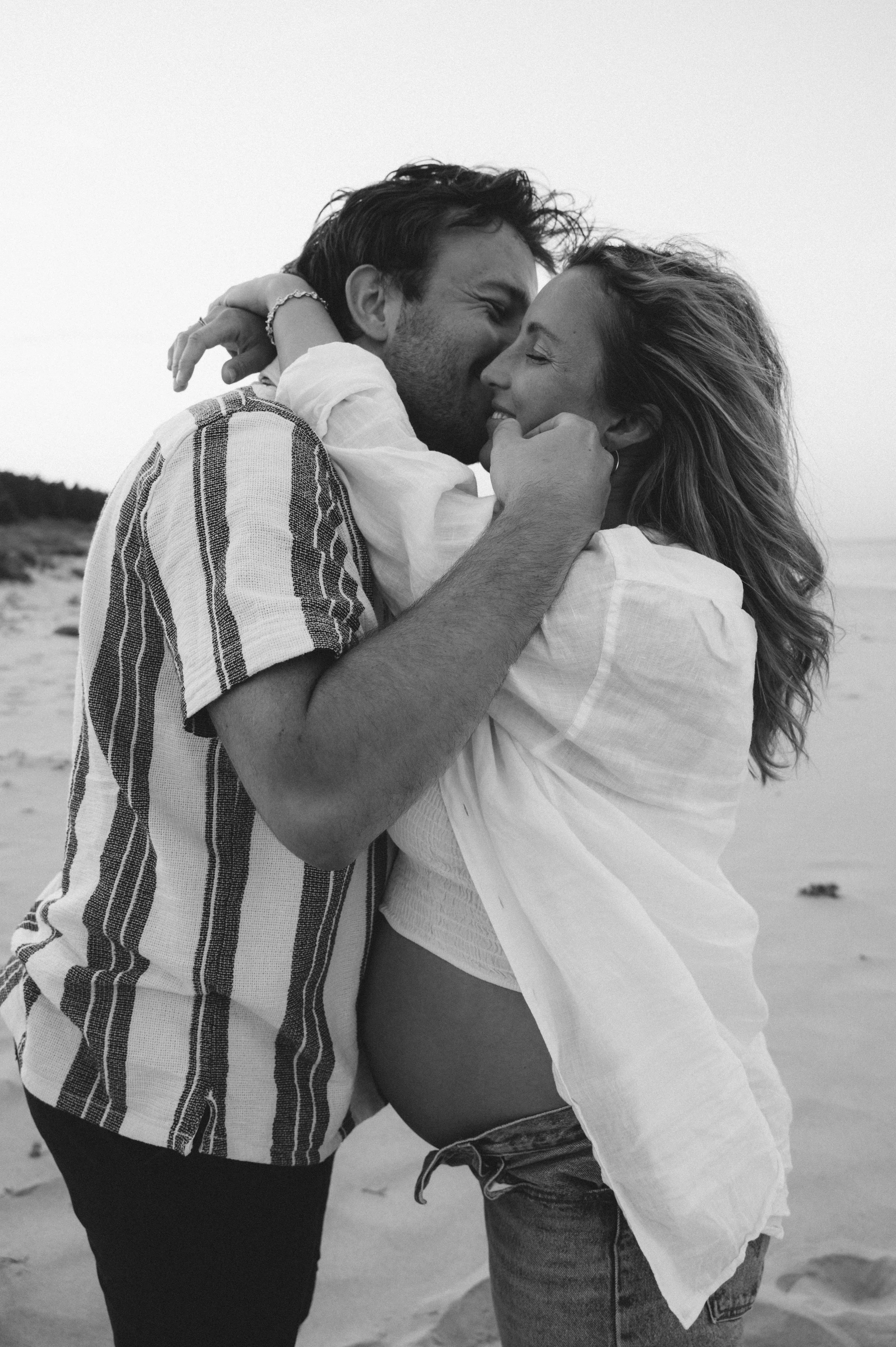 JuliaHaraldsonPhotography_2025_VictoriaAndreGravid-62.jpg