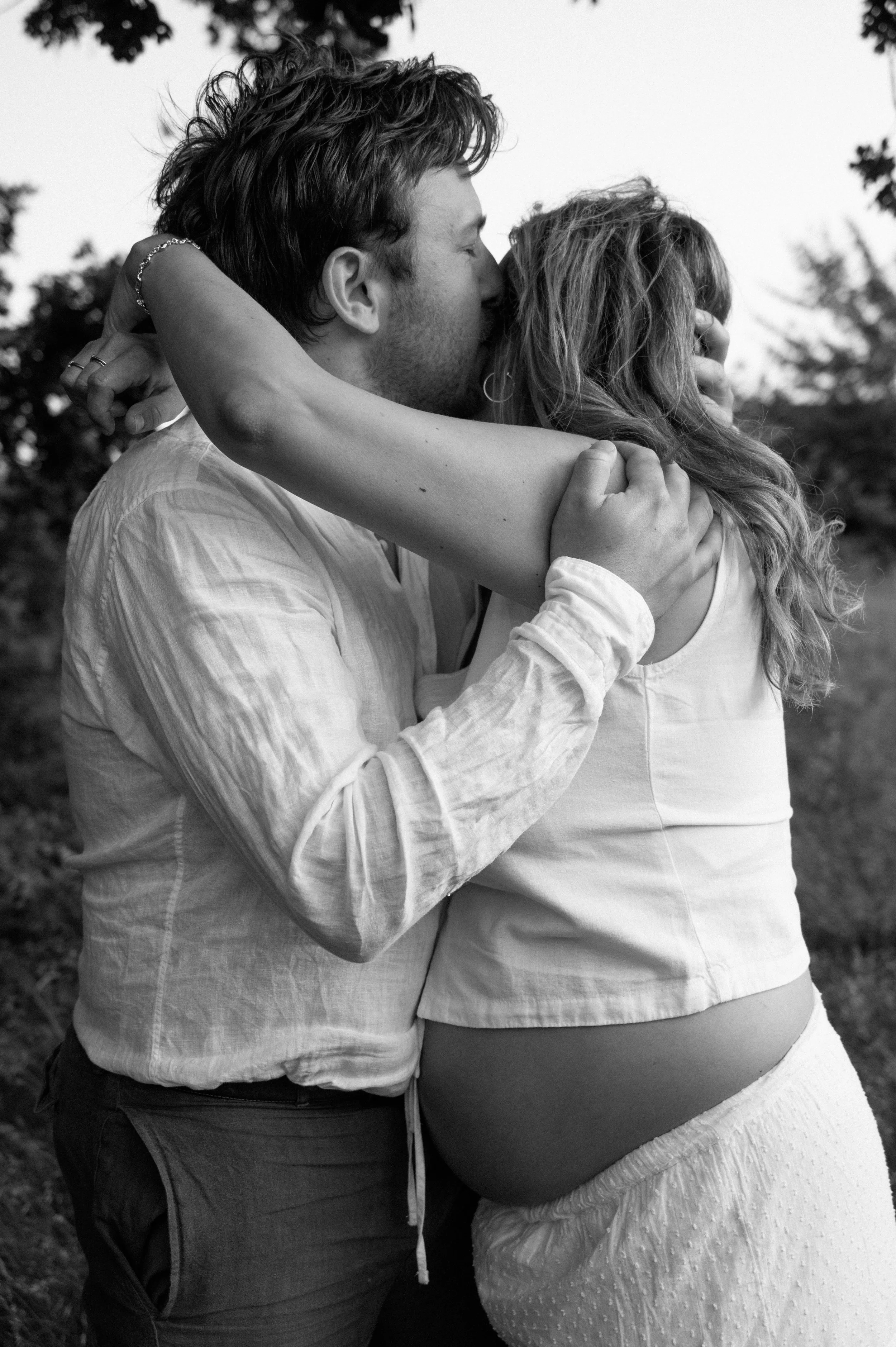 JuliaHaraldsonPhotography_2025_VictoriaAndreGravid-29.jpg