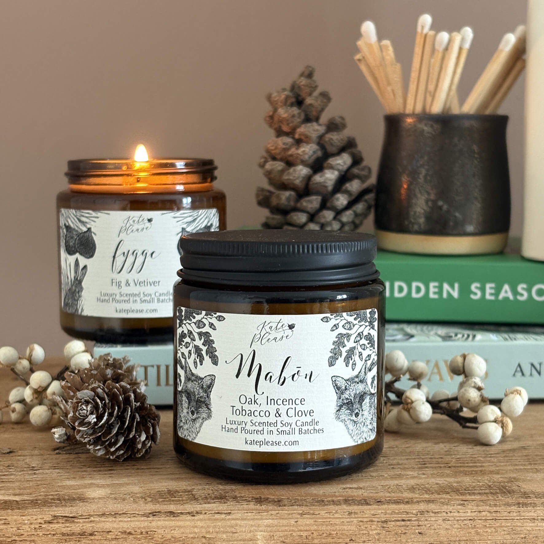Apothecary_jar_candle_mabon_oak_incence_tobacco_1.jpg