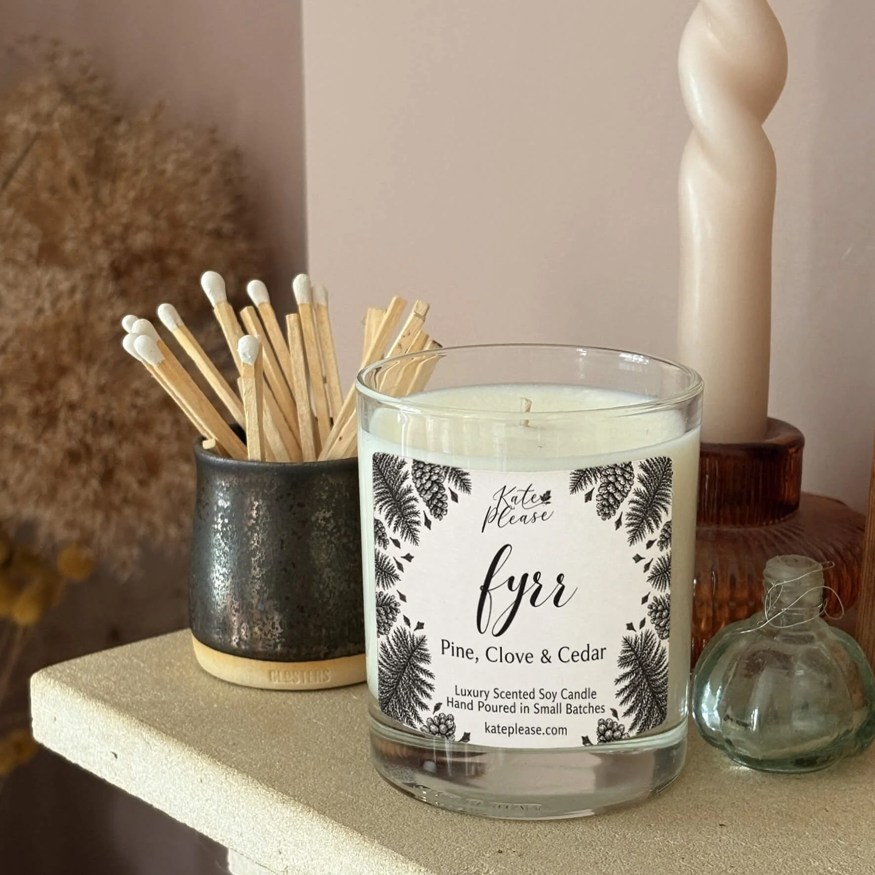 mantlepiece_fyrr_pine_soy_candle.jpg