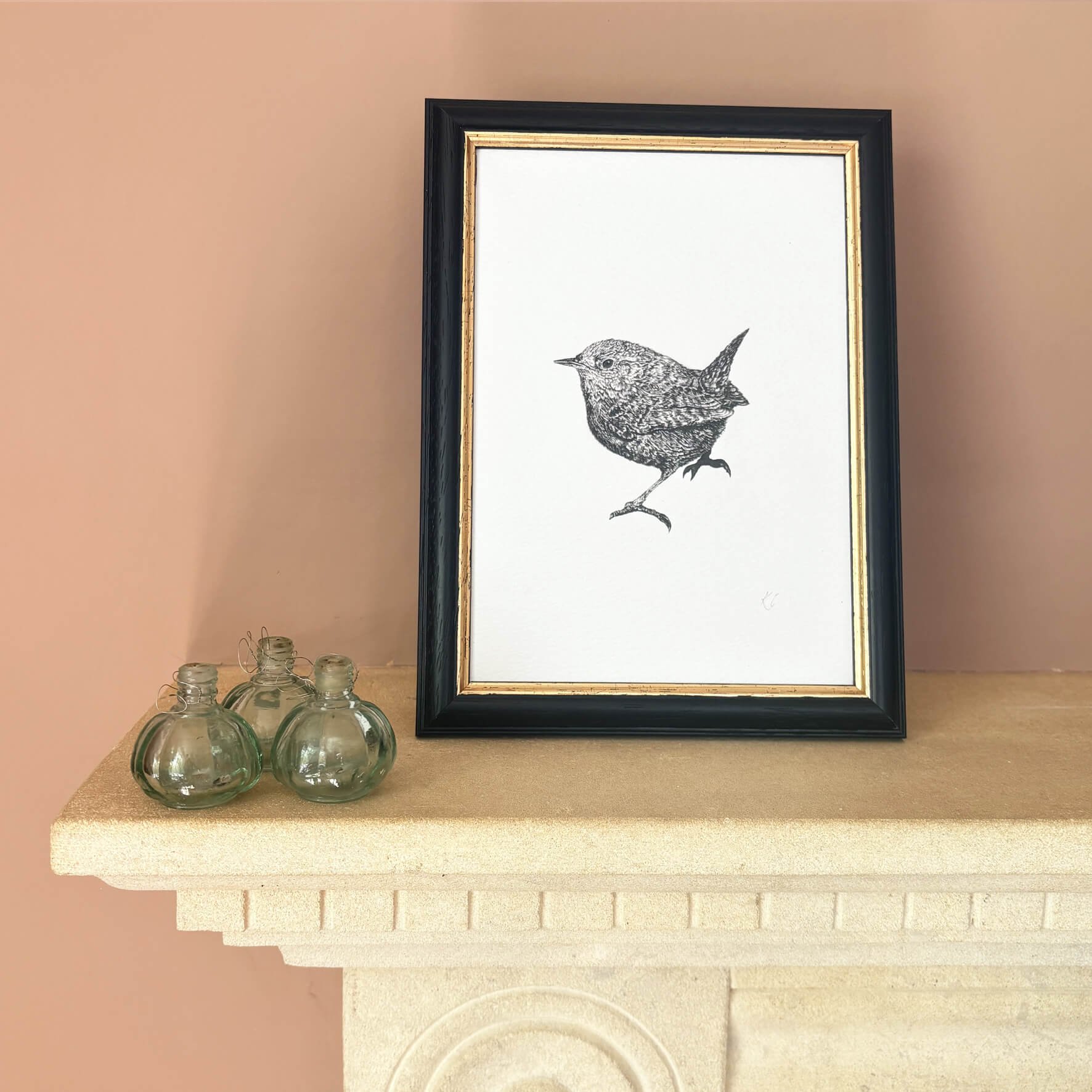 Back & Gold Framed Wren - Rhiannon