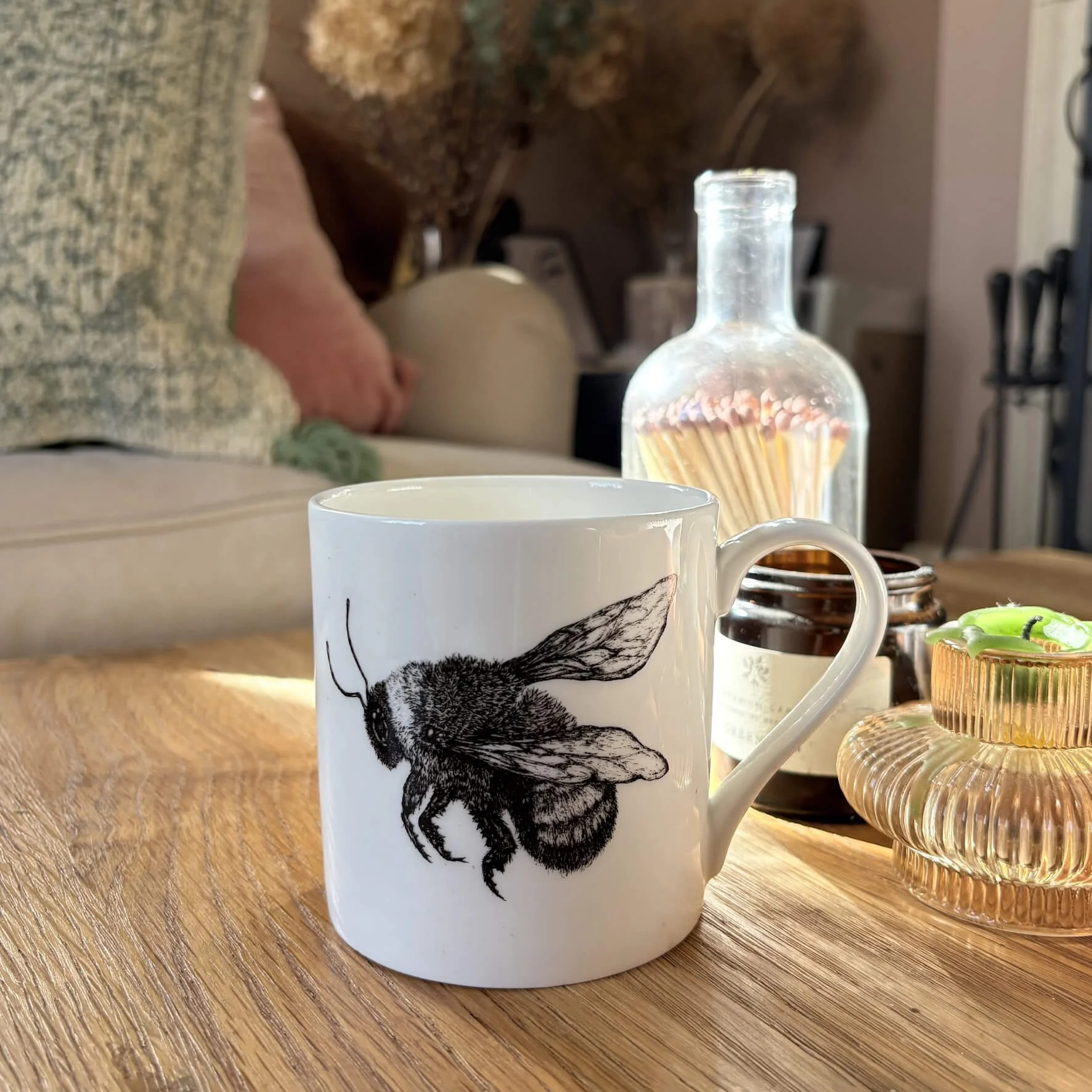 Fine Bone China Bee Mug  "Bertie"