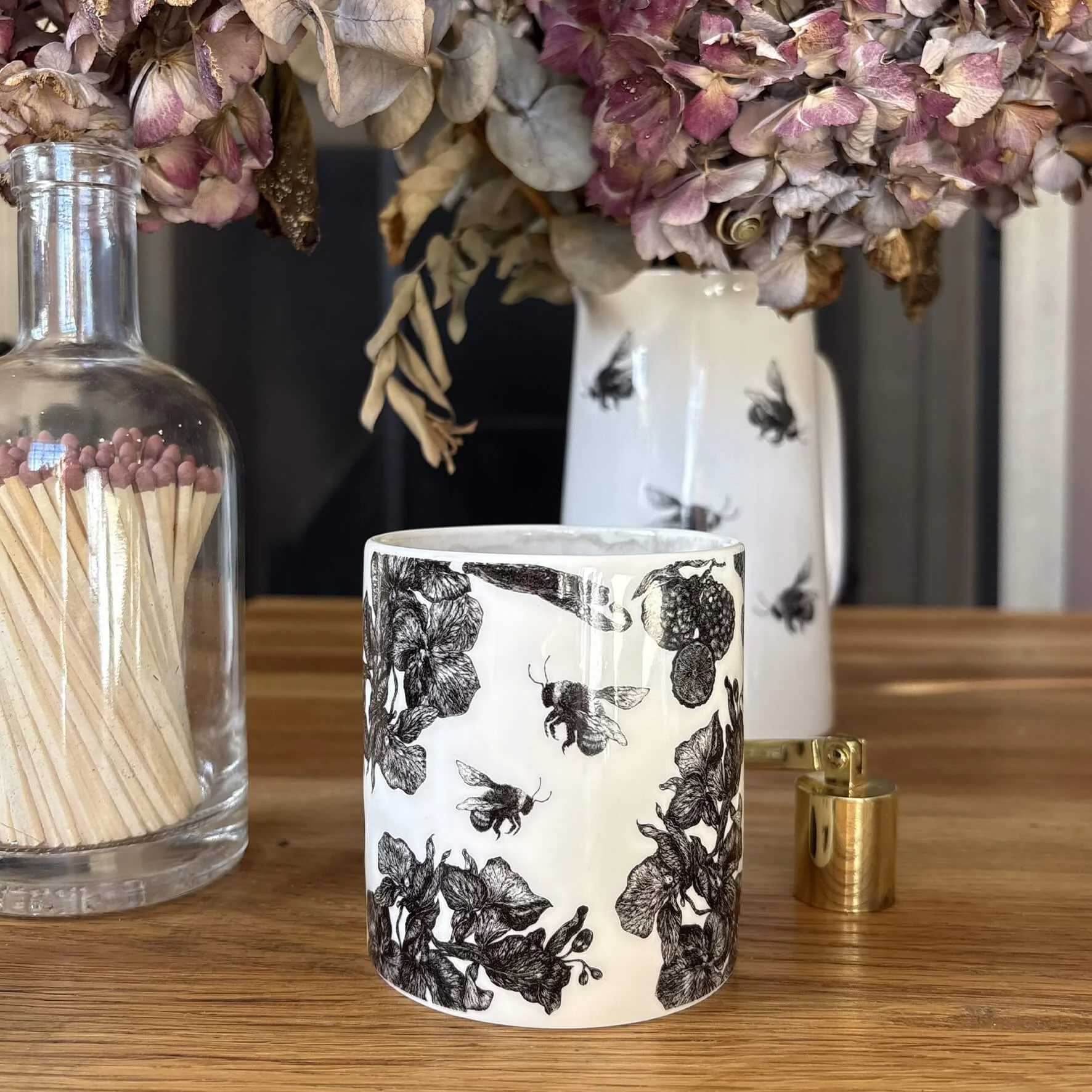 Black_orchid_soy_candle_bumblebee_coffee_tablescape.jpg