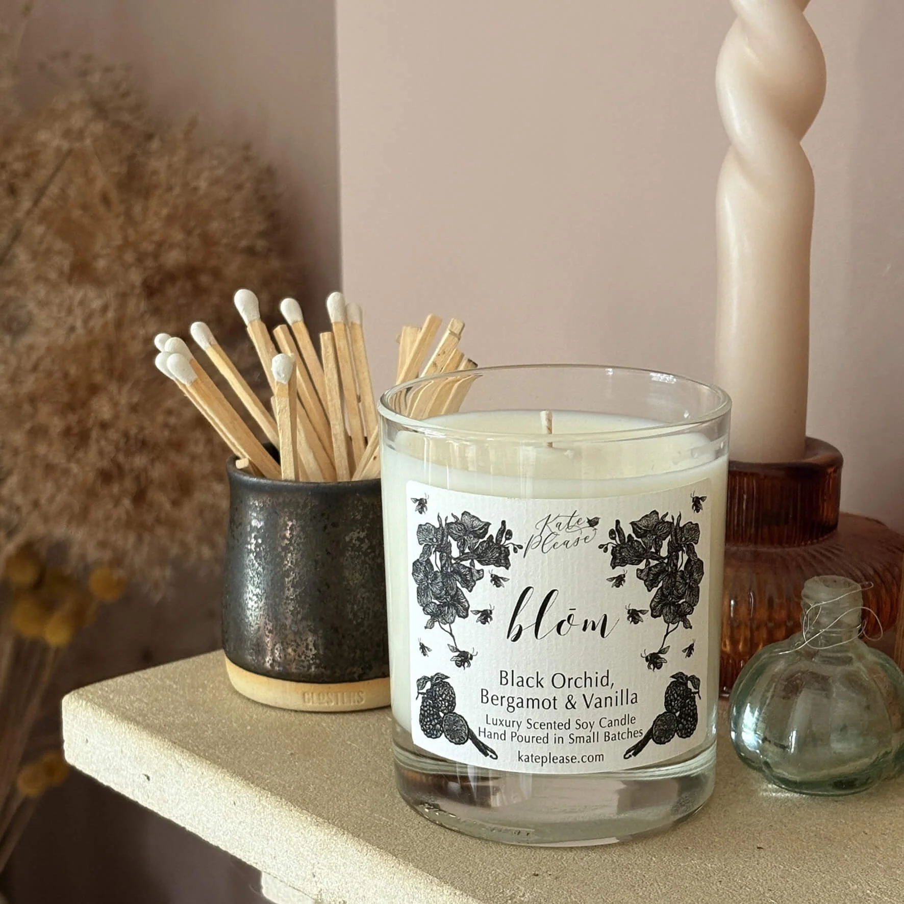 mantlepiece_black_orchid_soy_candle_bee.jpg