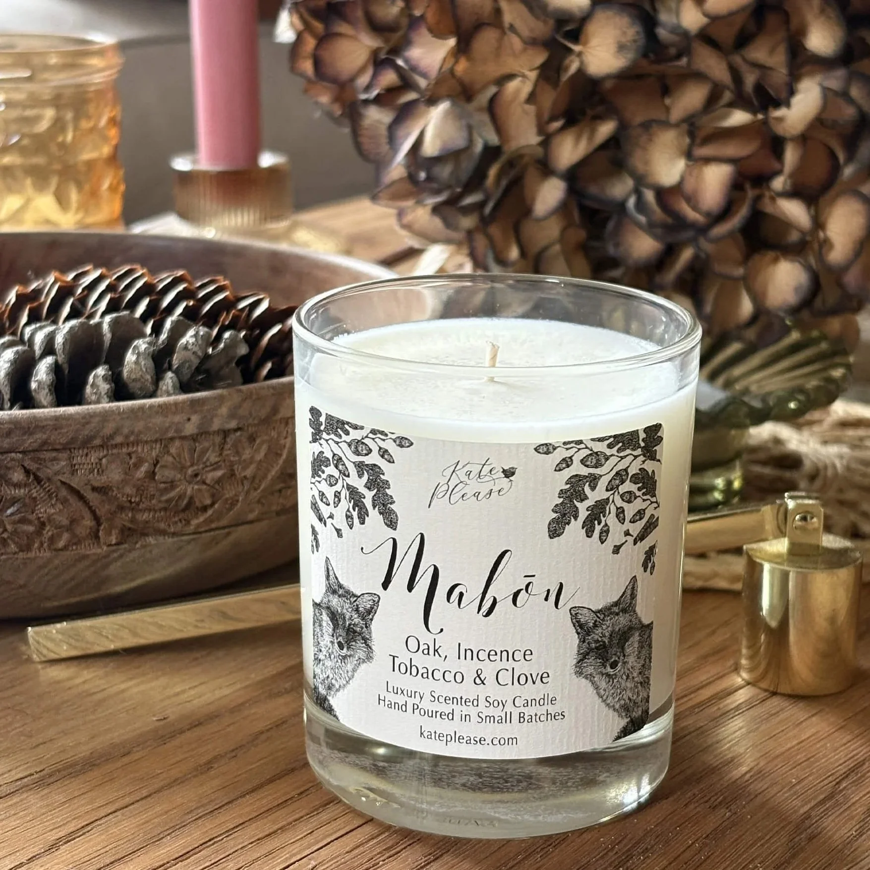 coffee_table_mabon_soy_candle_fox_1.jpg