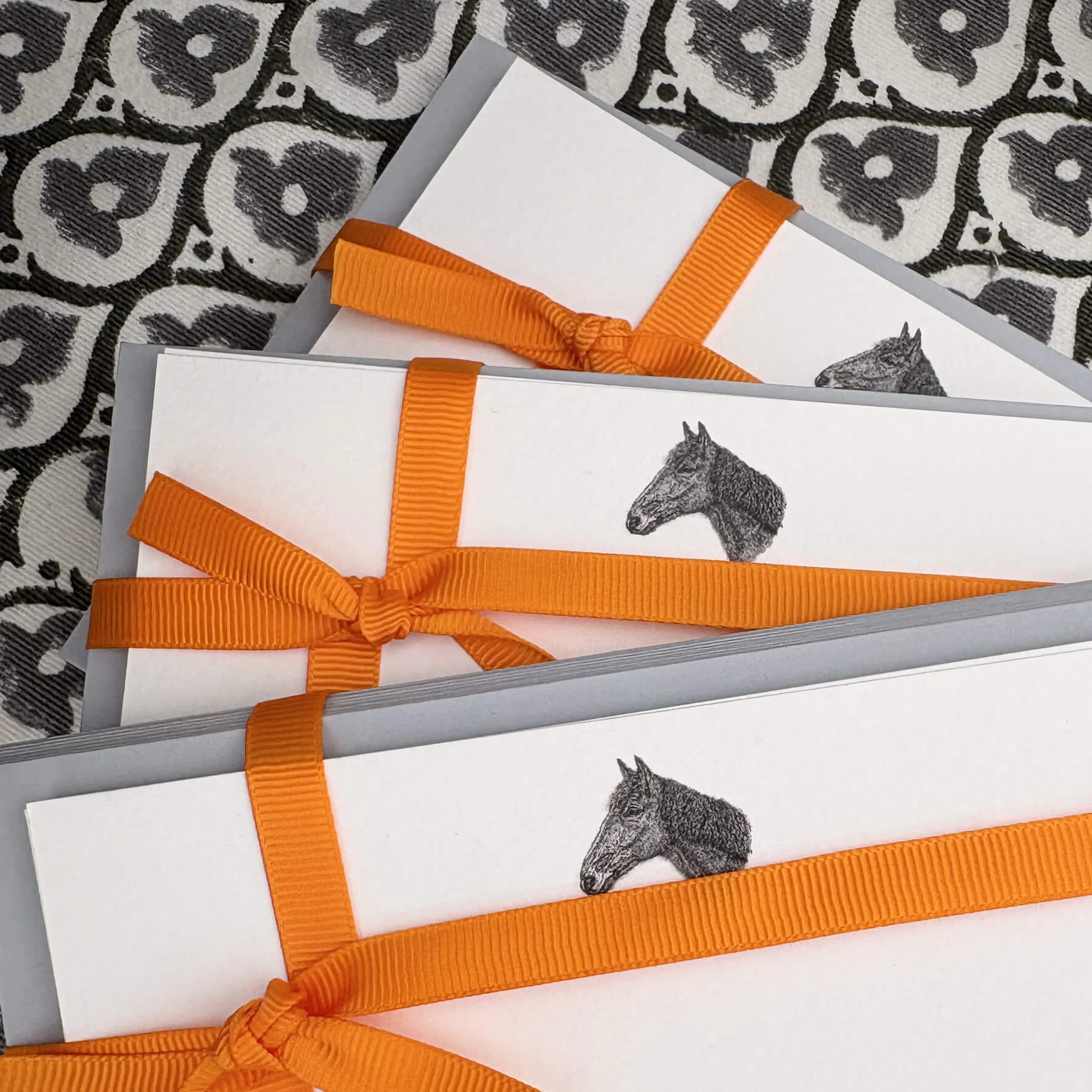 Oscar_horse_correspondence_card_pack_1.jpg