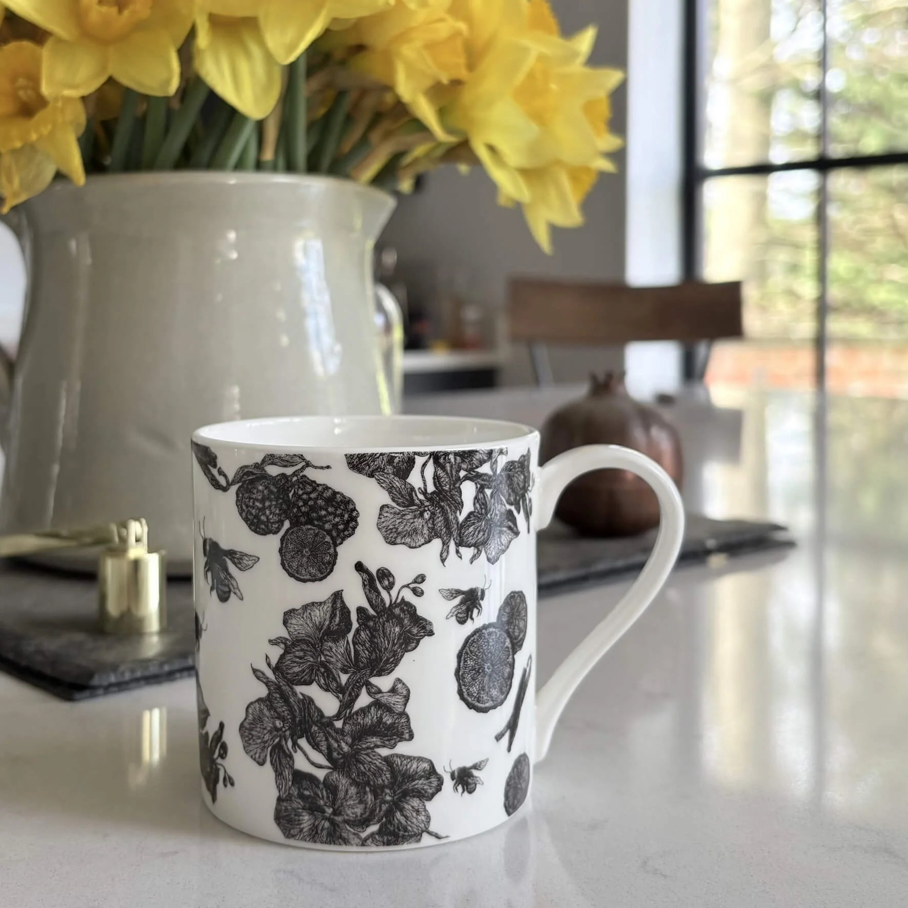 wildlife_illustrated_fine_bone_china_mug_bumblebee_and_orchid.jpg