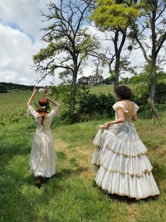 Quelle Surprise Events Spring Awakening Freigut Thallern Storytelling Wine and cheese 