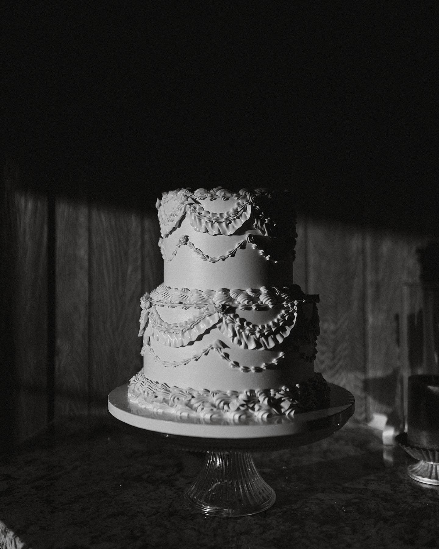 This cake&hellip; so deserving of it&rsquo;s own moment on the feed ♡