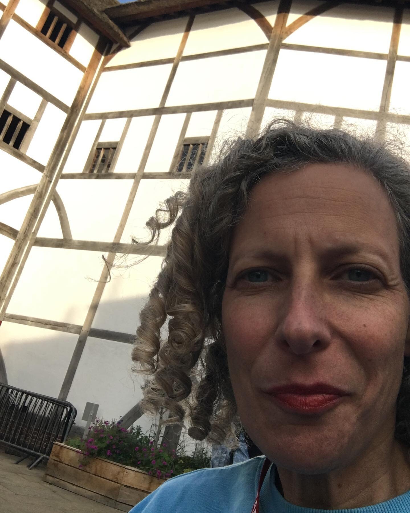 We&rsquo;ve lent #osnatschmool to a rather special theatre. Here&rsquo;s what she looks like just before first preview 🤪 with some creative team chums&hellip;watch this space @the_globe #herewego