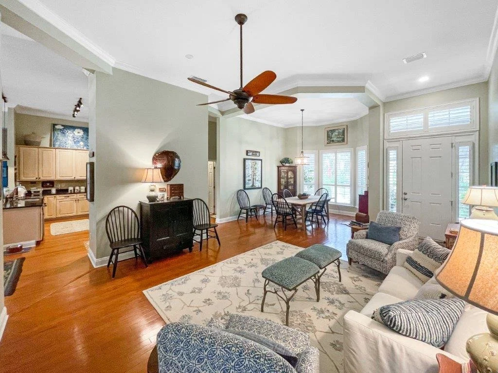 Oyster Bay Realtor Colleen Gerke Soap Creek 6.jpg
