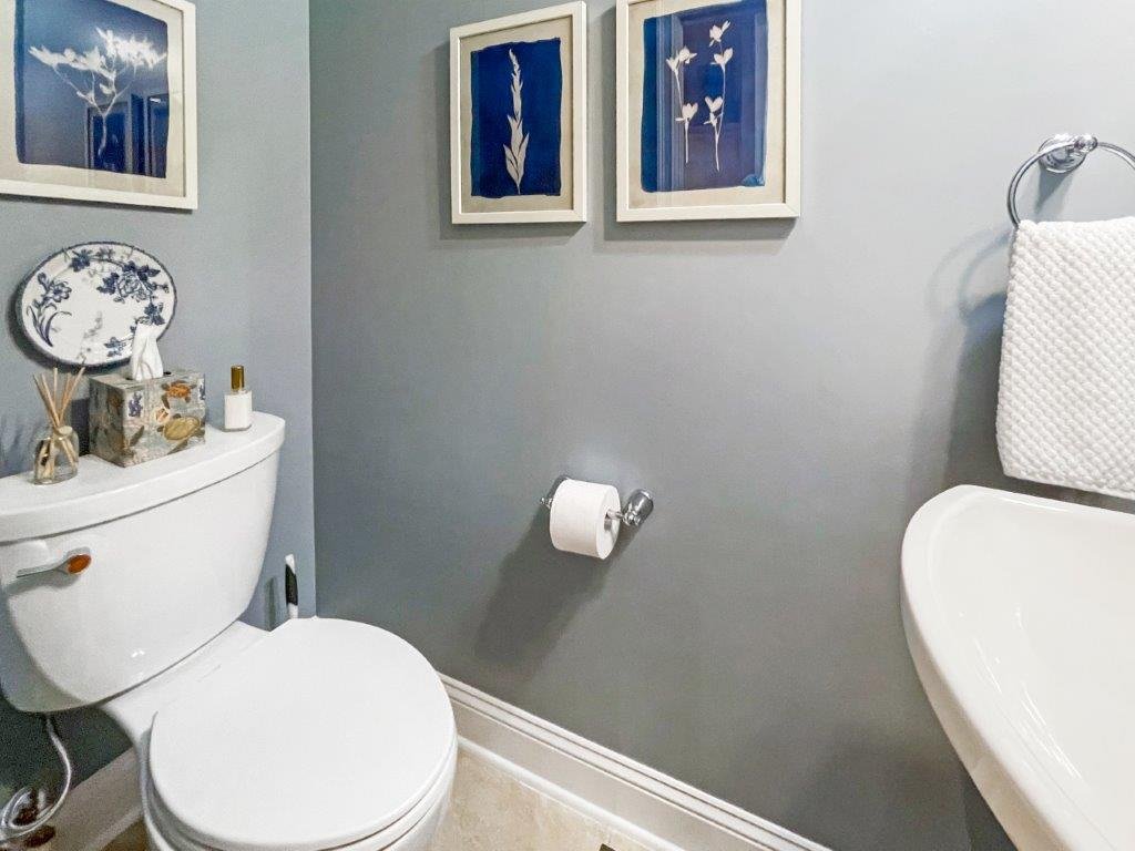 Oyster Bay Realtor Colleen Gerke Soap Creek 23.jpg