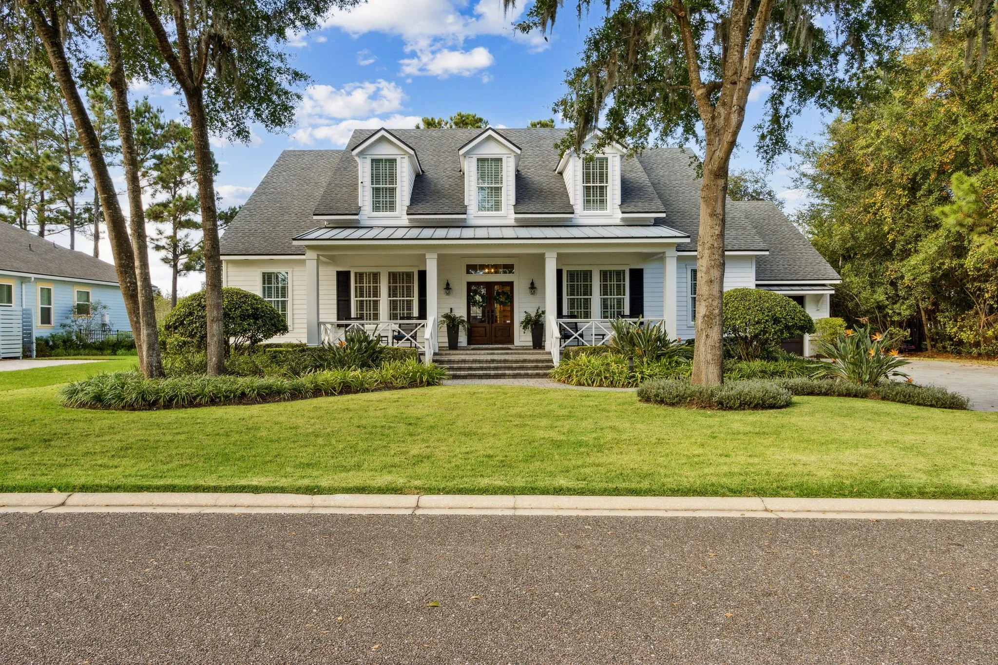 Two story coastal home in Oyster Bay Harbour