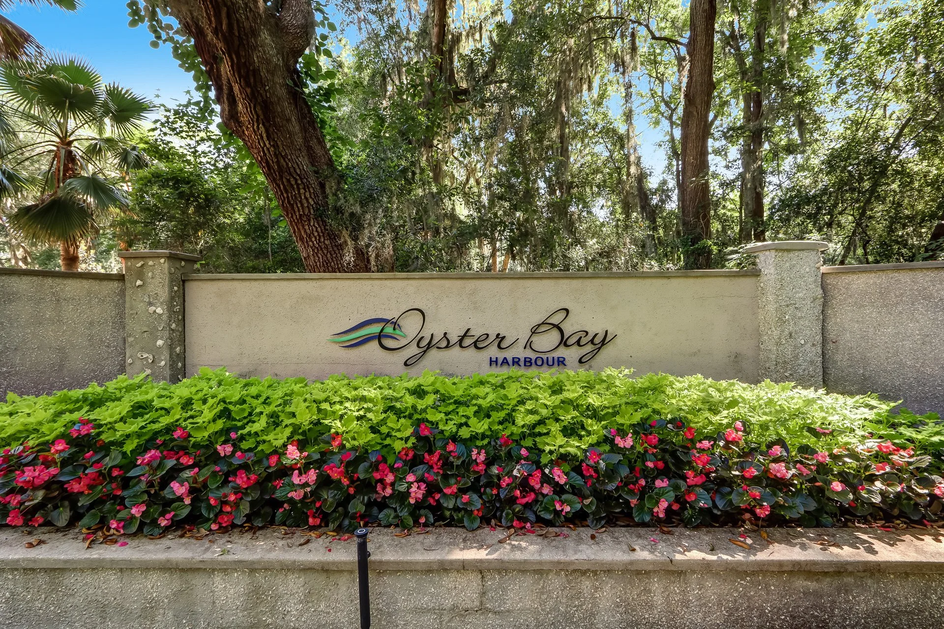 oyster-bay-harbour-neighborhood-entrance-sign-fernandina-beach.jpg