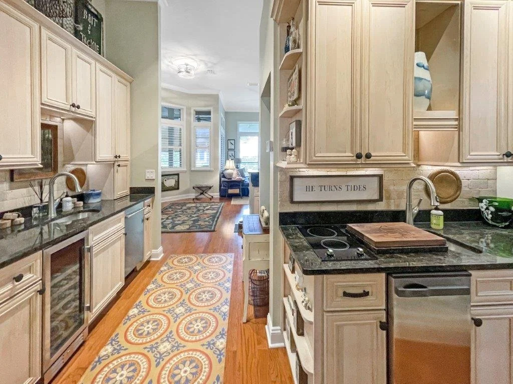 Oyster Bay Realtor Colleen Gerke Soap Creek 9.jpg