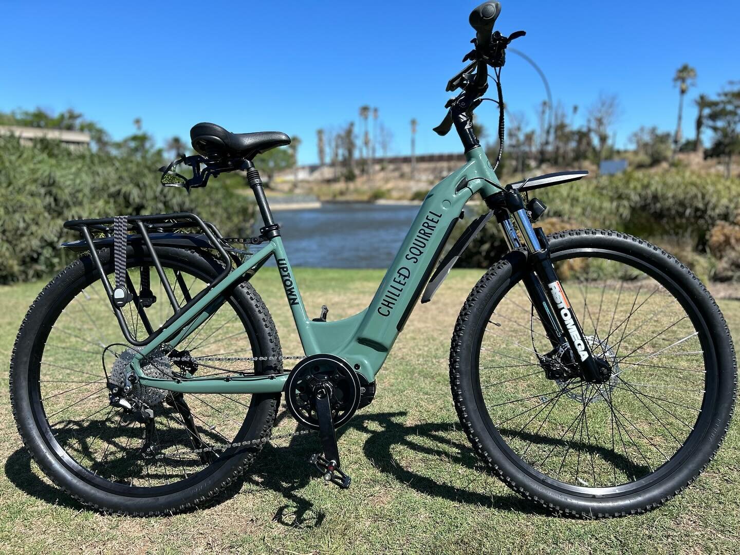 UPTOWN , step-thru design ⚡️electric bike 🚴 
Custom-built in Sunny ☀️ South Africa . 
Ride trails , dirt roads , on road .
Choose your favourite wheel size 27&rdquo; or 29&rdquo; tubeless. 
Choose your favourite colour .
Easy on easy off. Easy up hi