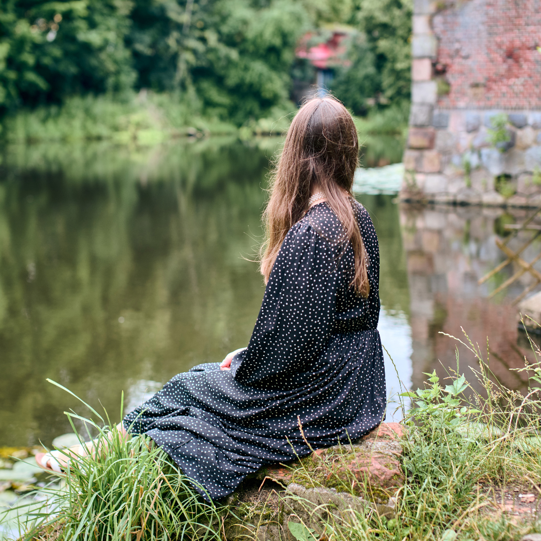 Trust Builds Quietly (Why Mid-January Is Not the Time to Quit)