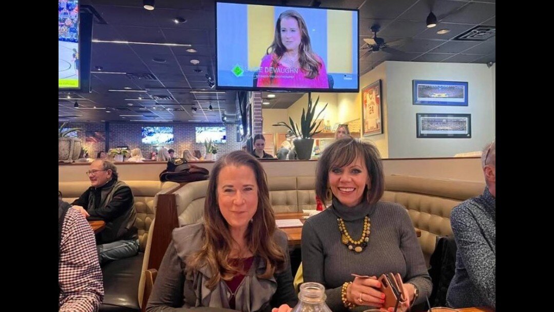 Watch Party Fun 🎉🤩

A heartfelt thank you to Mindy East for having me on Ageless Enthusiasm! It was a great show with a fun party to follow. Thank you to PBS Kansas, Tyson and Ashley from ZenRx (@zenrx.shop) and all who joined us! So grateful for g
