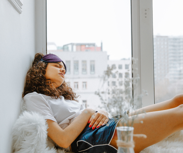 Woman with stomach pain.png