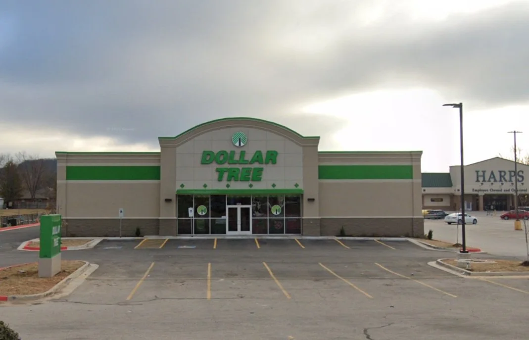 Dollar+tree.jpg