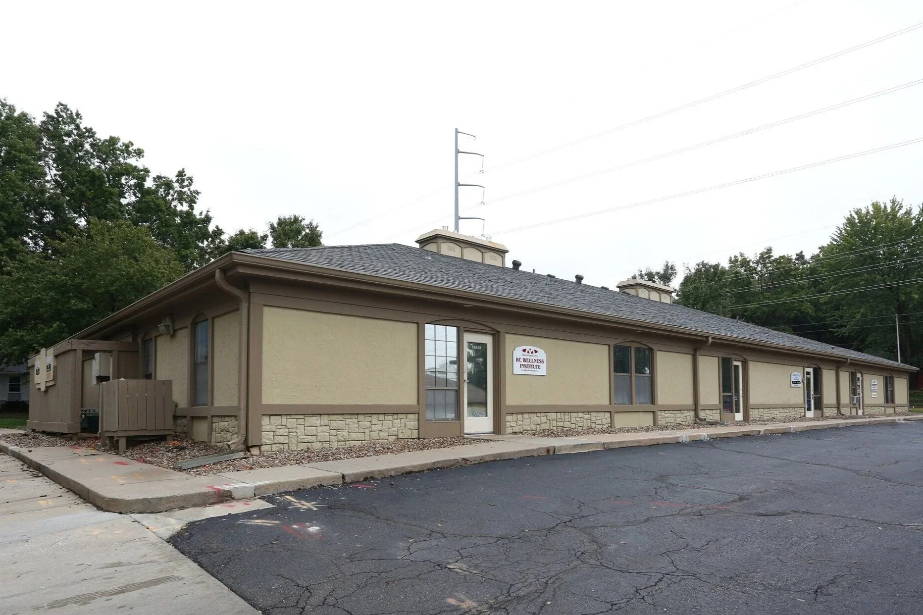 10600 W 87th St Overland Park, Kansas - SOLD