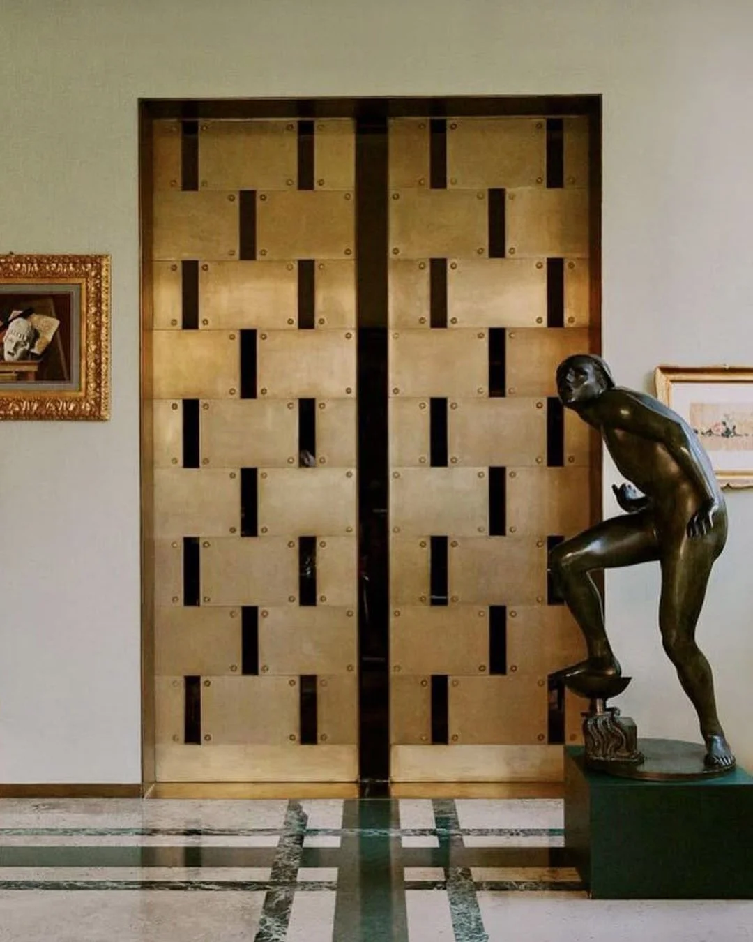 The striking modernist doors of Villa Necchi Campiglio, both delicately graphic and unabashedly industrial. Designed by Pietro Portaluppi in 1932-1935. 
.
.
.
.
#inspiringarchitecture