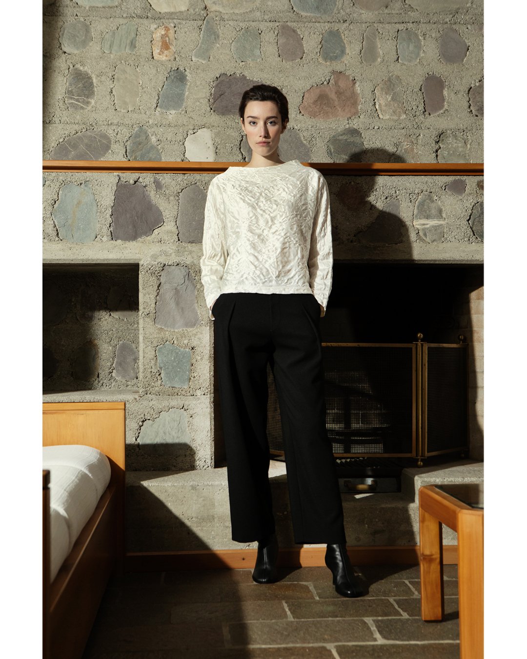 Like snow in the sun.
Fabrics that move emotions, create images, and awaken memories.