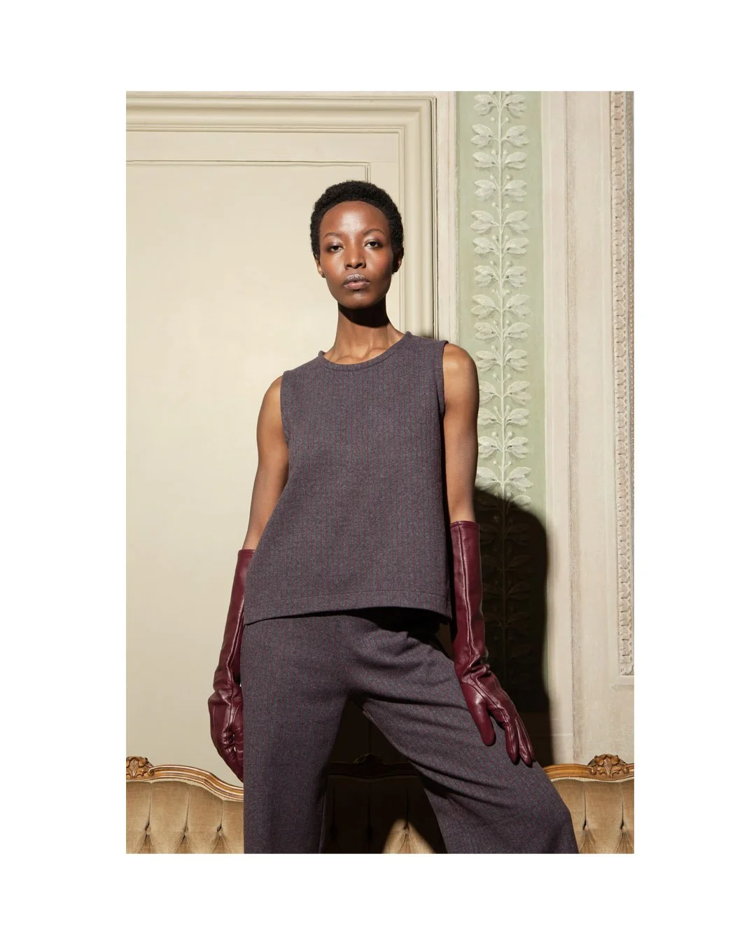 COOL COLOUR INTERACTIONS. Deep Pewter Gray meets Potent Purple in an unexpected take on pinstripes. A warm, wool-like texture softens the contrast, bringing depth to this unconventional colour.