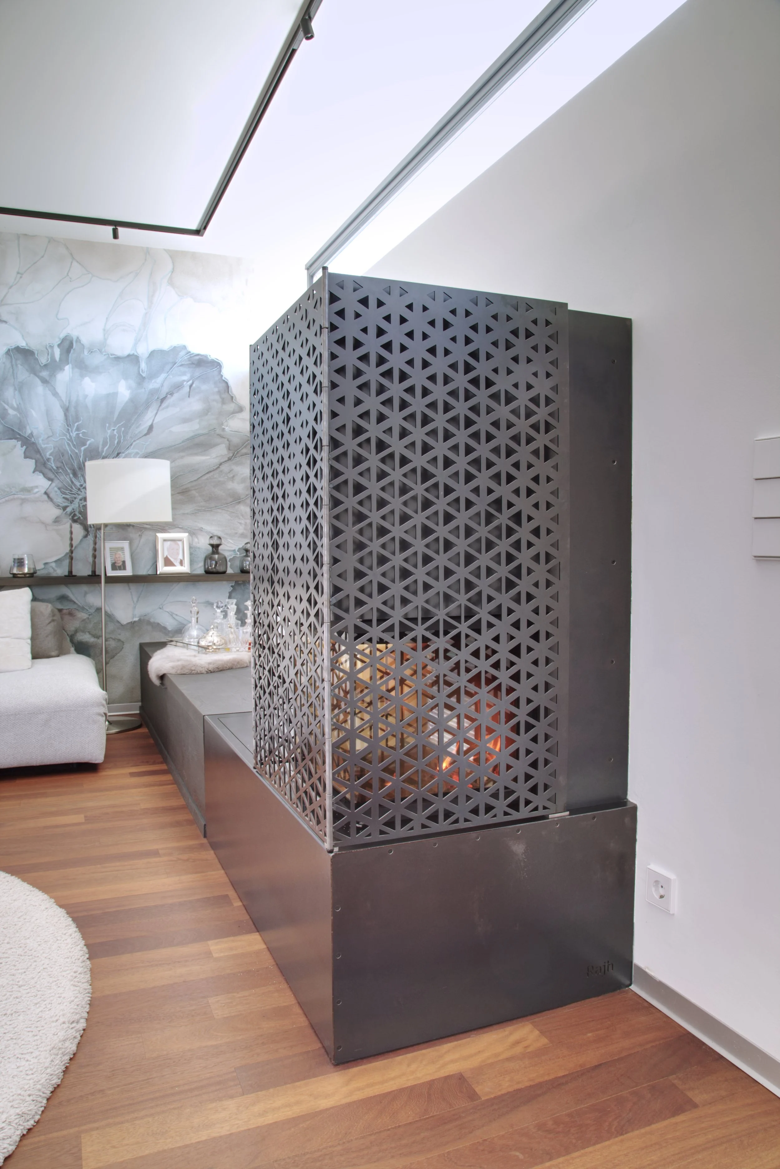 Heizkamin Rohstahl. Graz, 2021