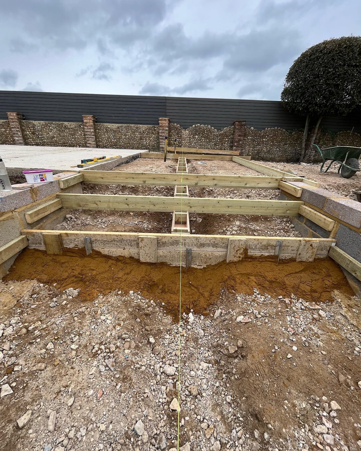 Some of what we&rsquo;ve been getting up to this week! Step preparation with water rill shuttering made on-site and installed! These steps are going to look amazing when finished by @spstilinguk  #landscaping #landscapedesign #construction #contracto