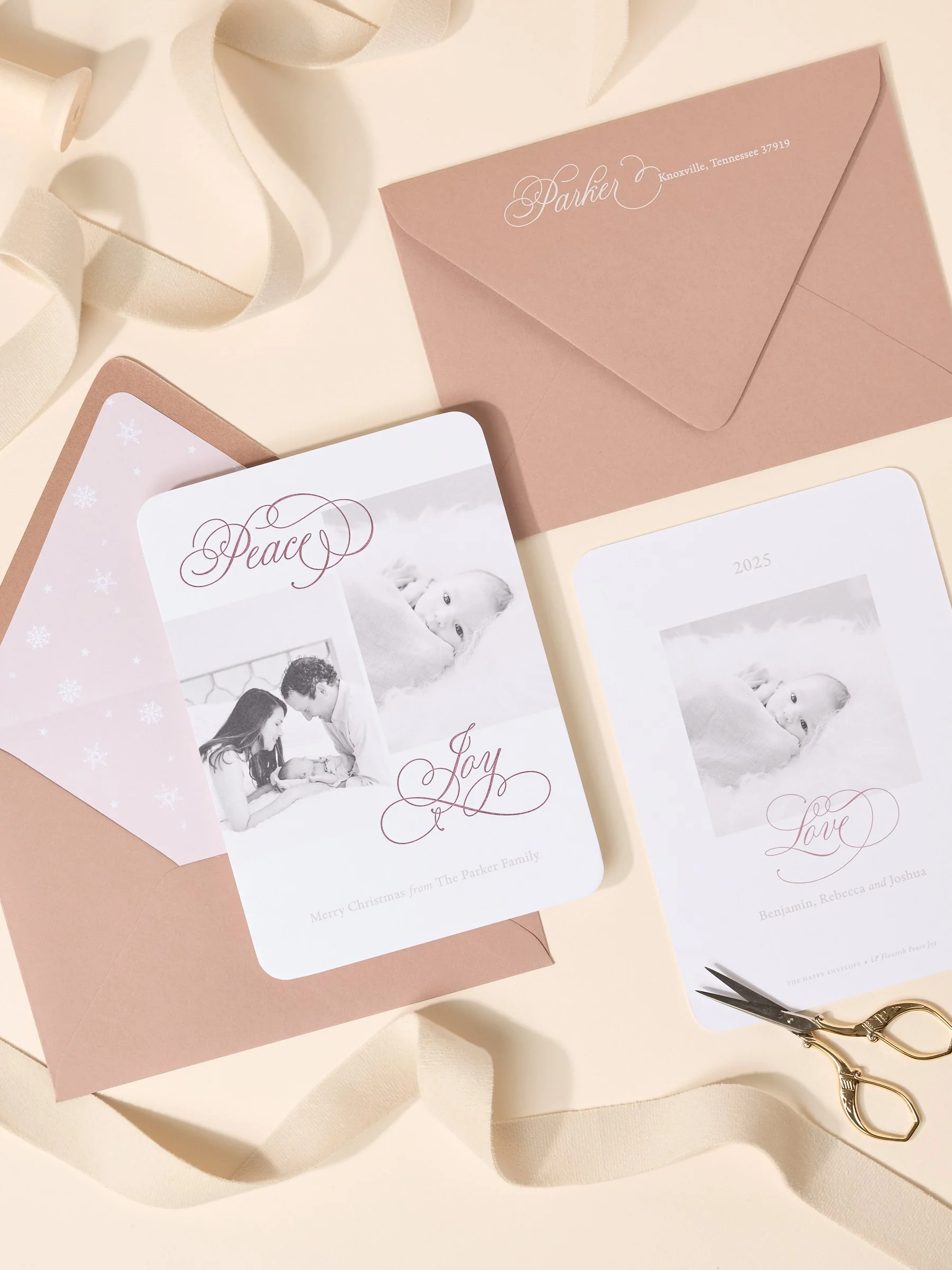 Deluxe Holiday Cards by The Happy Envelope