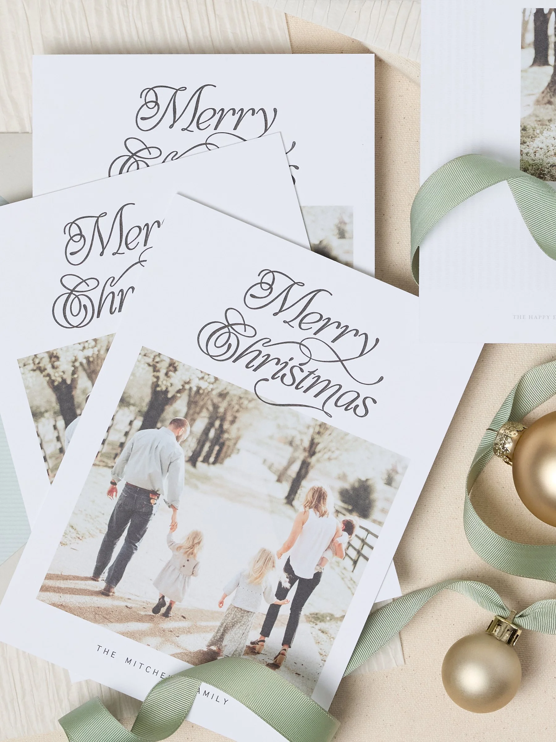 Deluxe Holiday Cards by The Happy Envelope