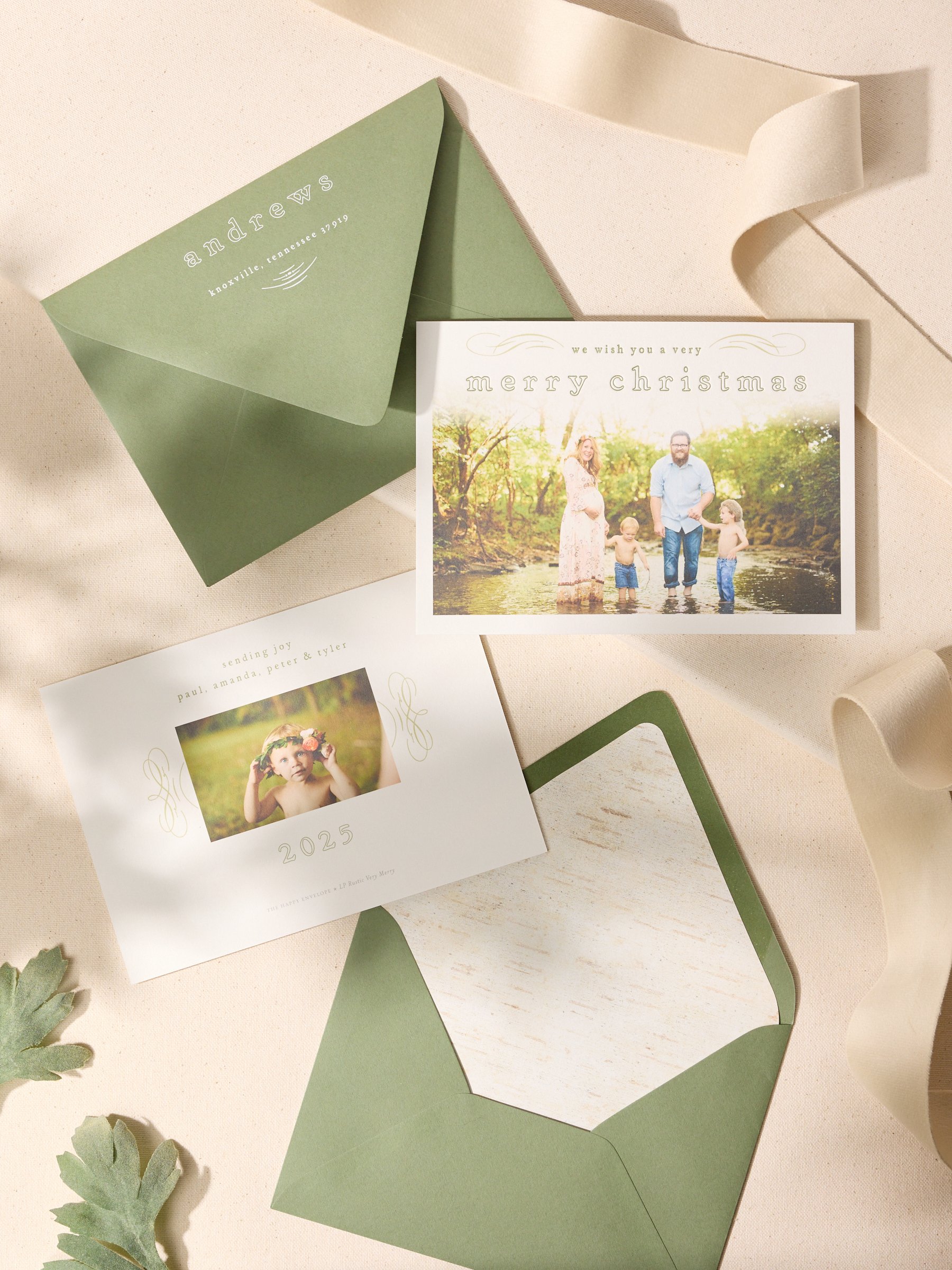 Deluxe Holiday Cards by The Happy Envelope