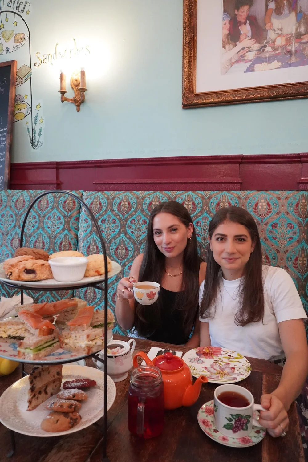 Alice’s Tea Cup