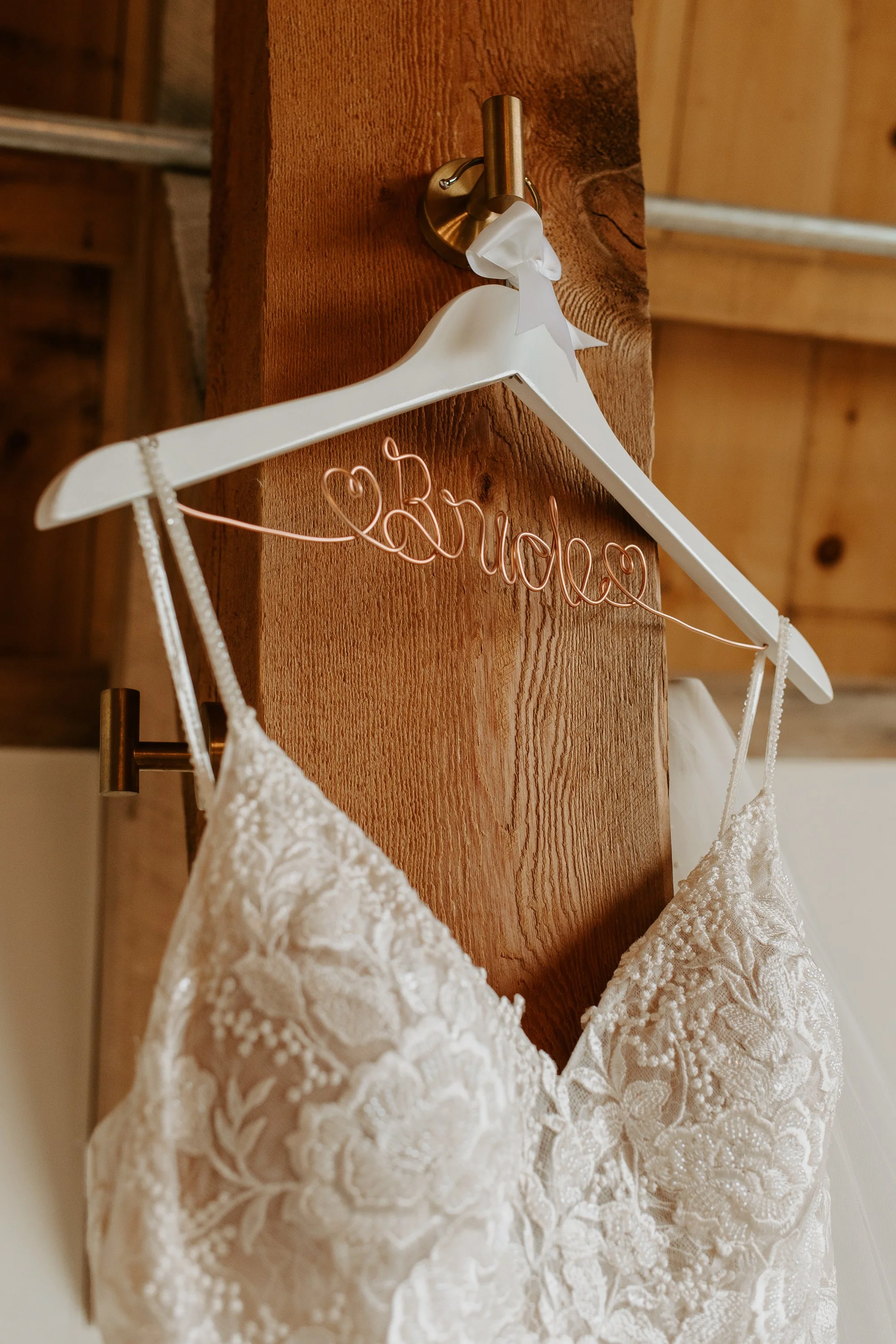 Kihn wedding sneak peak 10_4-196.jpg
