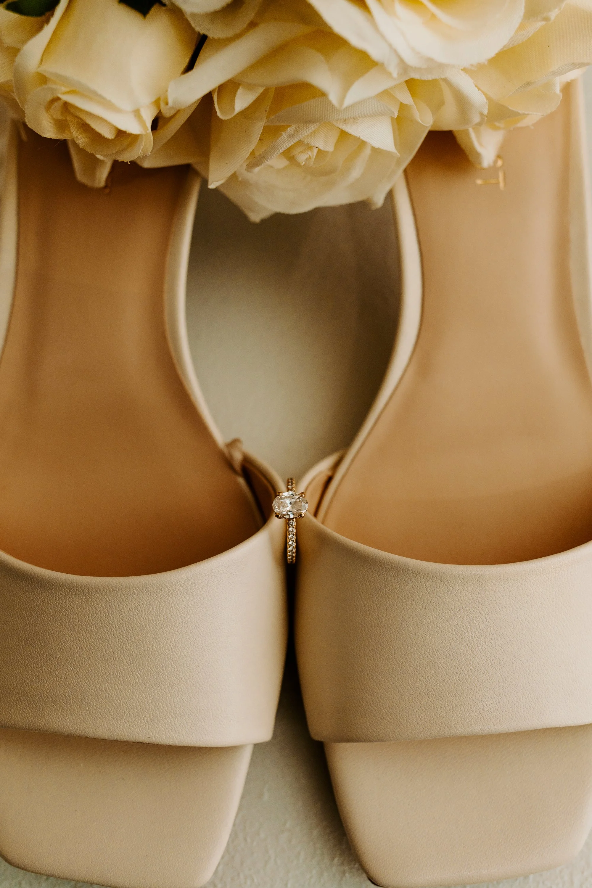 Zofia getting ready-21.jpg