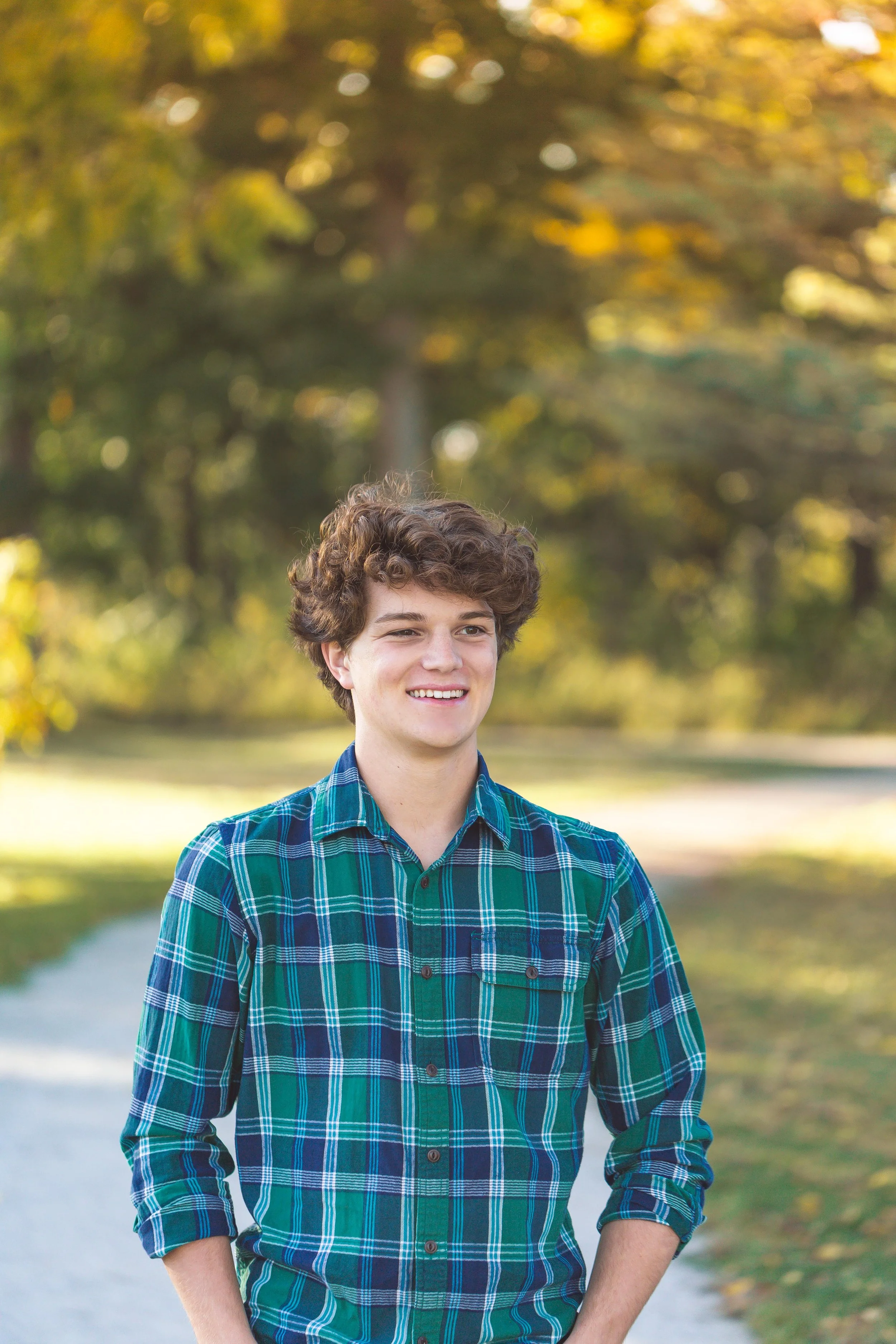 Photo of high school senior from St Petronelle, Glen Ellyn IL.