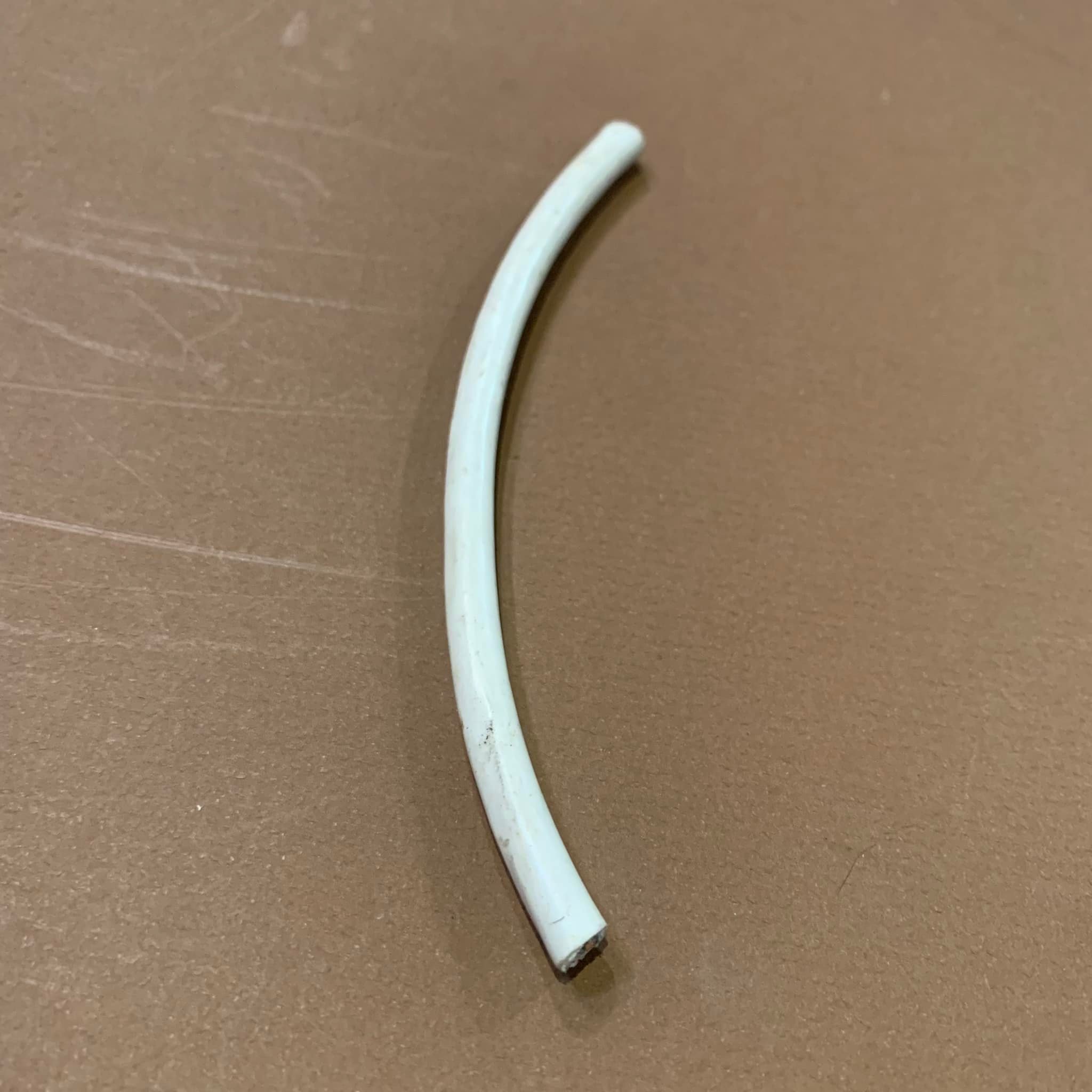 Blanc caoutchouc / White rubber