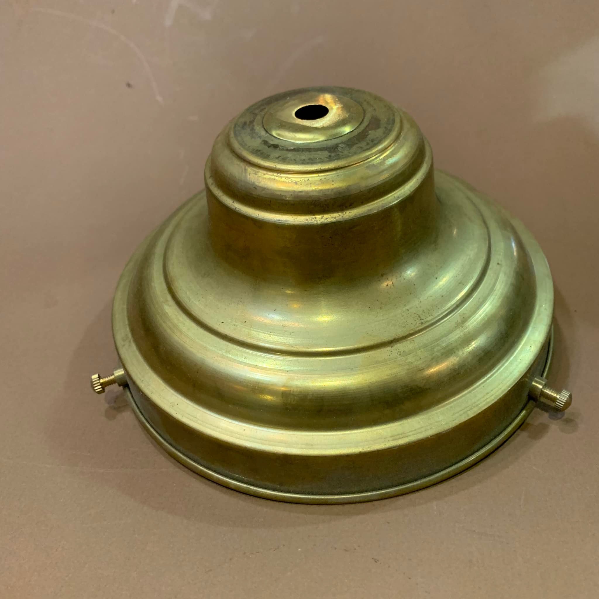 F14 - Fixture laiton matte / Matte brass fixture 6.5"