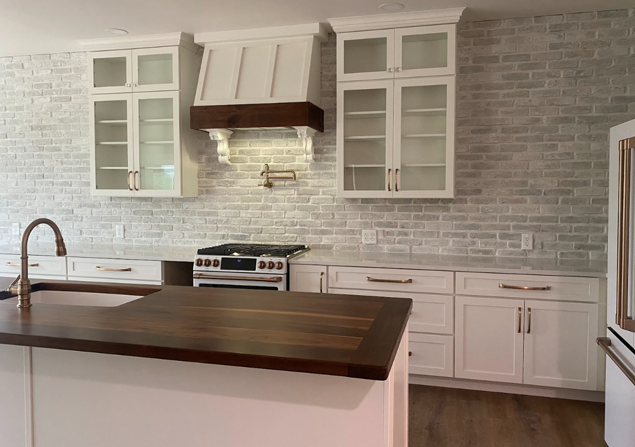 alex kitchen 1.png