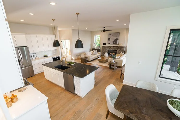 120 Caren Ave-41.jpg