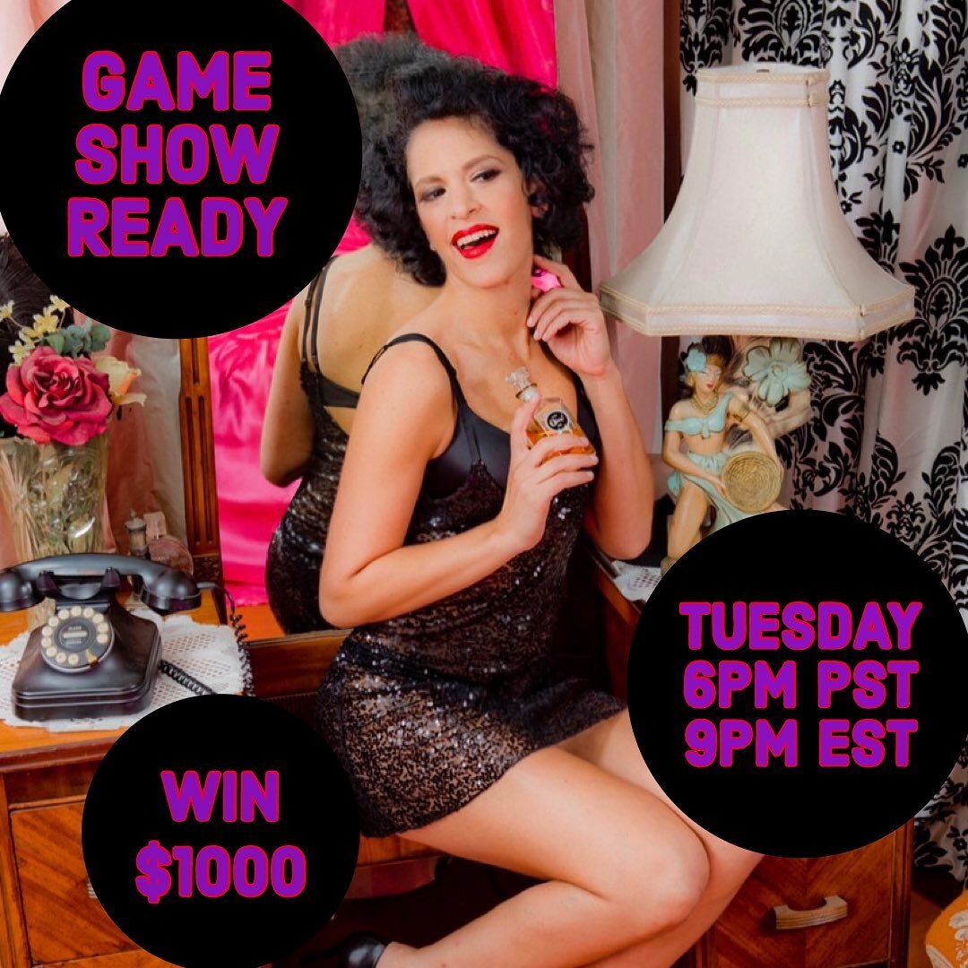 Always take the time to pamper yourself before you host Instagram's hottest game show where you give away lotsa money to contestants playing trivia games. OBVI!
&bull;
@gameshowready is TONIGHT at 6pm PST on Instagram Live! BYO lamp!
#hostesswiththem