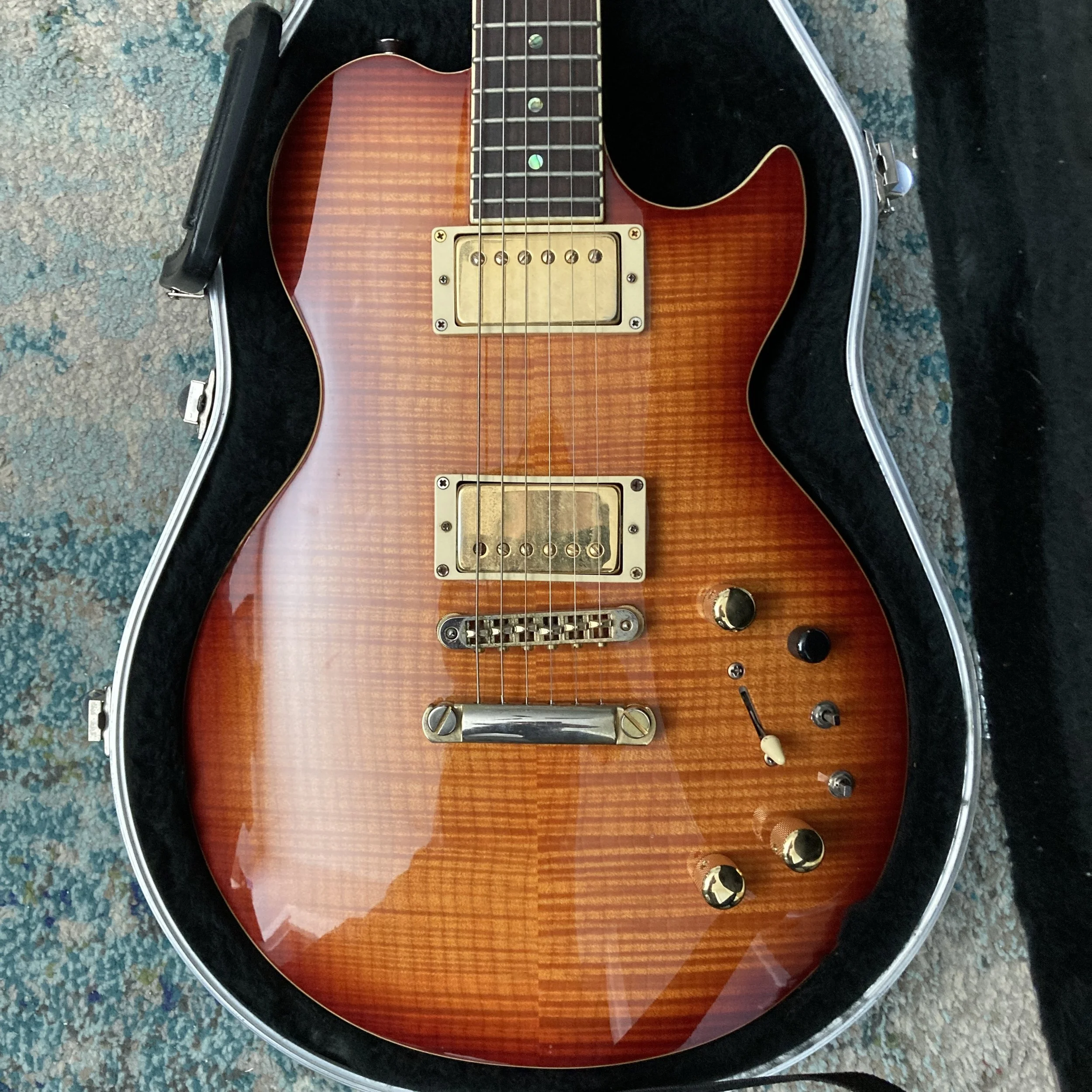 Brian Moore i2 2.jpg