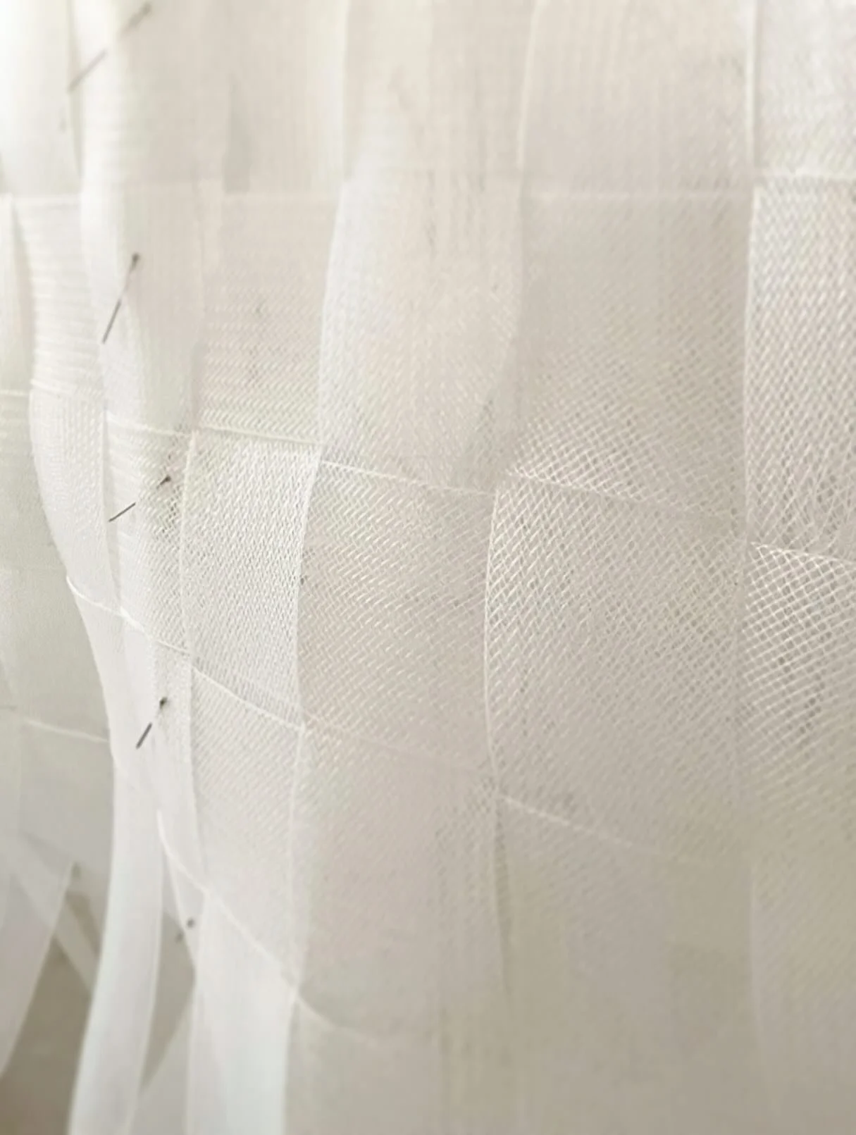 Procesos.
Colaboraci&oacute;n con @elcostureroeclectico para la casa @aschlesser 

Liturgia SS26

&laquo;We live as far as clothes are concerned a triple ambiguity: the ambiguity of capitalism itself with its great wealth and great squalor, its capac