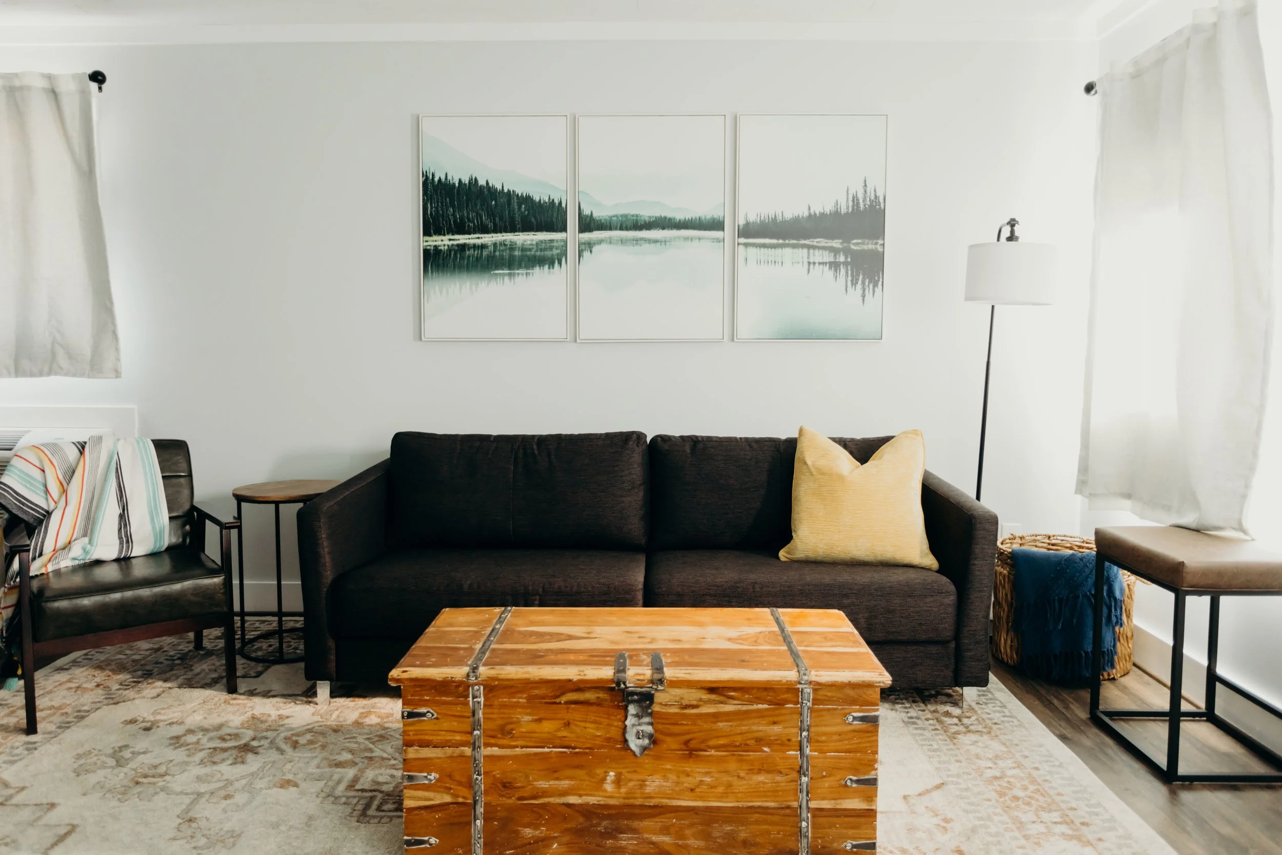 modern-boutique-sofa-furniture-lakeside-inn.jpg.jpg