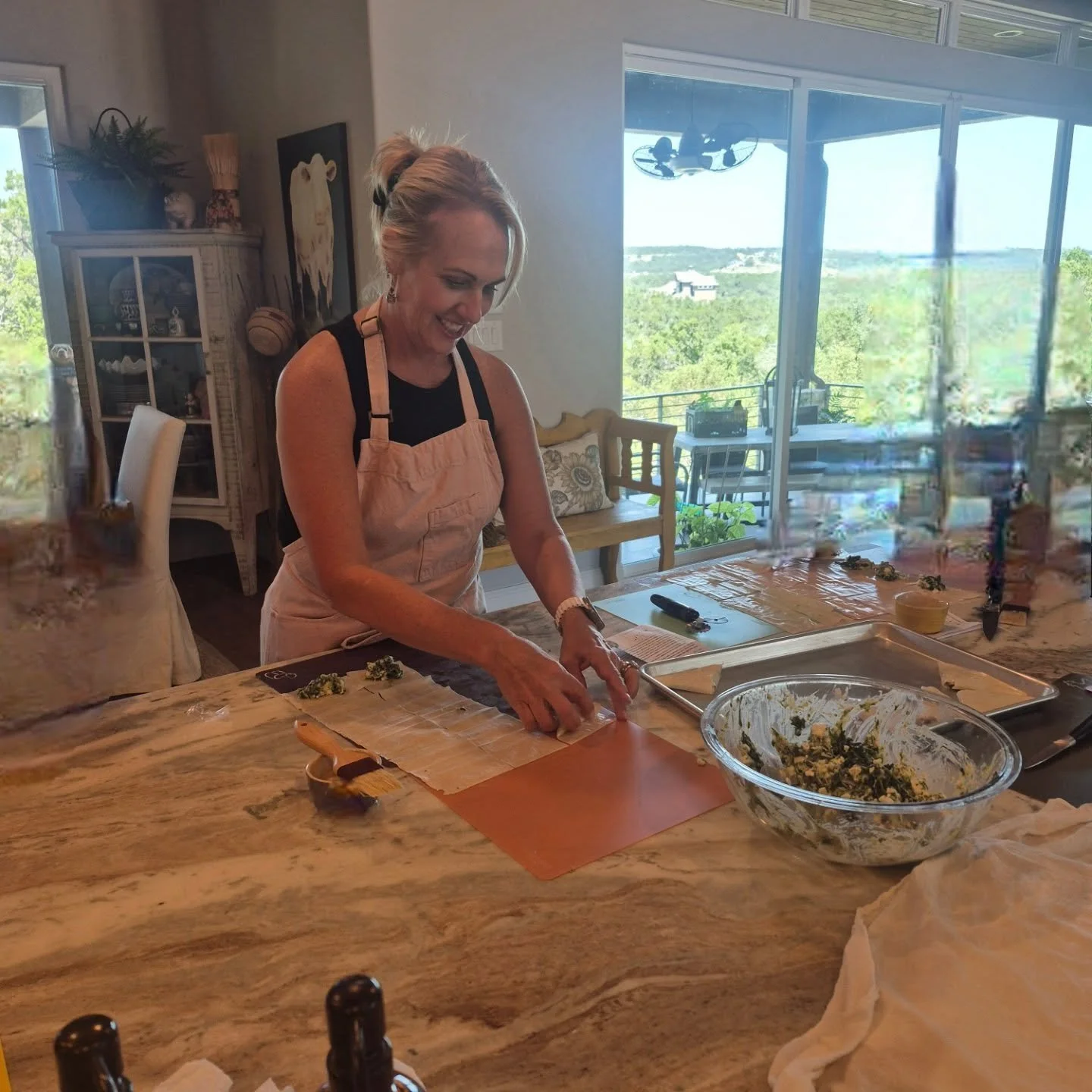 2 Greek Baking classes in the books this week, and I must be getting old because I'm exhausted 😅 We have so many great baking workshops coming in Nov and Dec (which will be on our website soon!). Tag your baking bestie and join us! Or jump on our ma