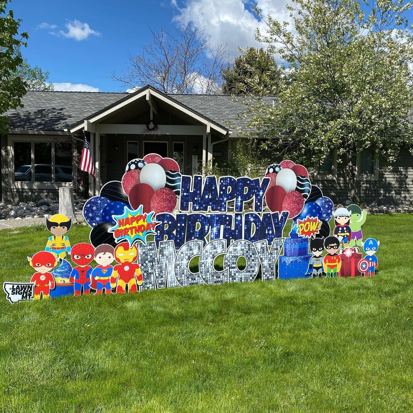 I just LOVE the super hero set!
Happy Birthday McCoy!