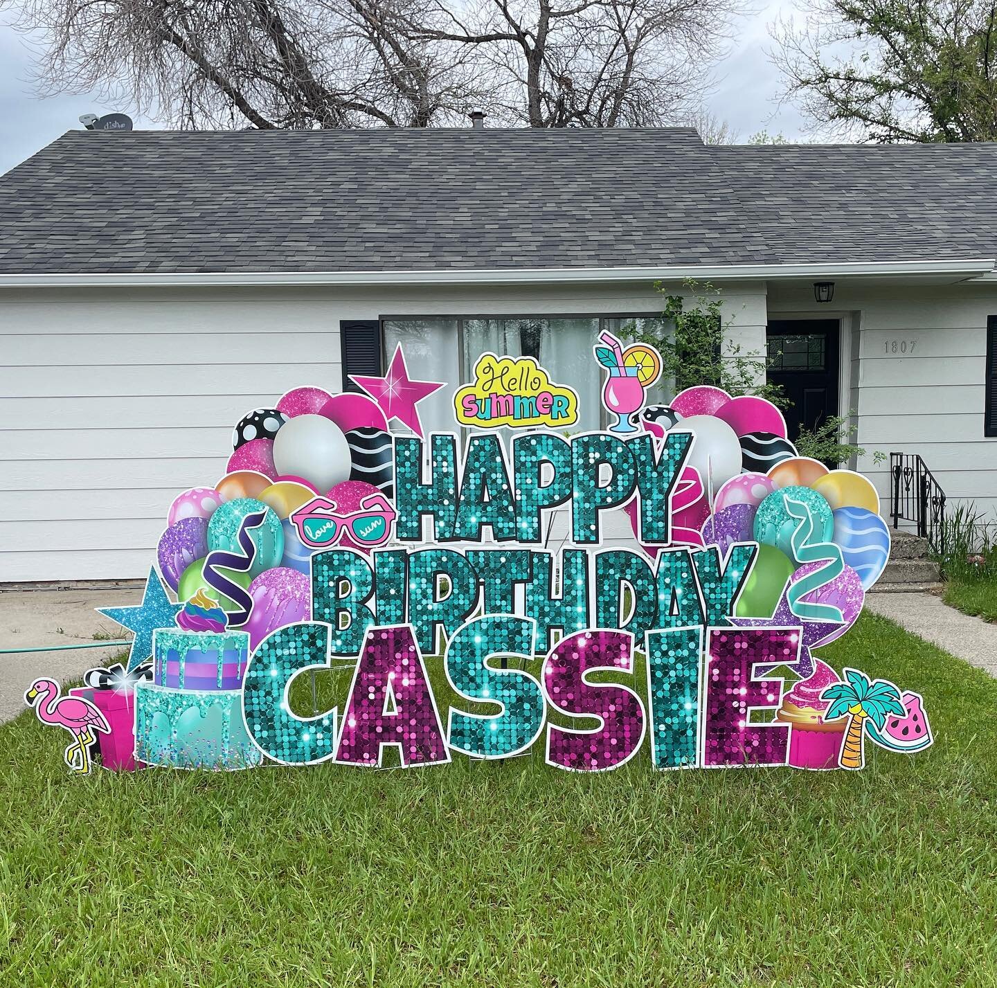 HBD Cassie!
π₯³π₯³π₯³
This sign screams fun!