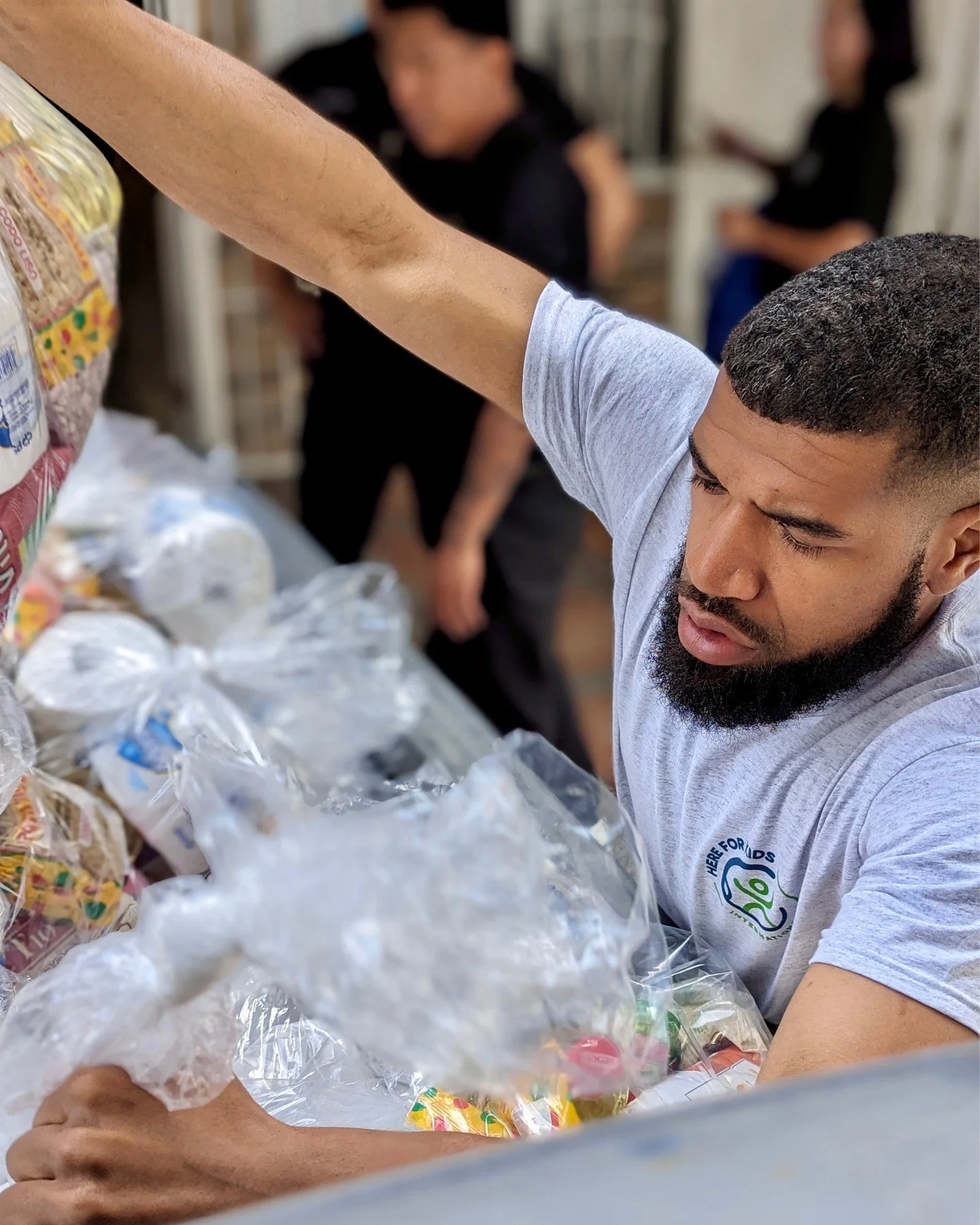 Every physical donation tells a story of care and connection. π
When you give something tangible - a toy, a pair of shoes, a backpack, or a ball - you’re giving more than an item. You’re giving joy, confidence, and opportunity to a chil